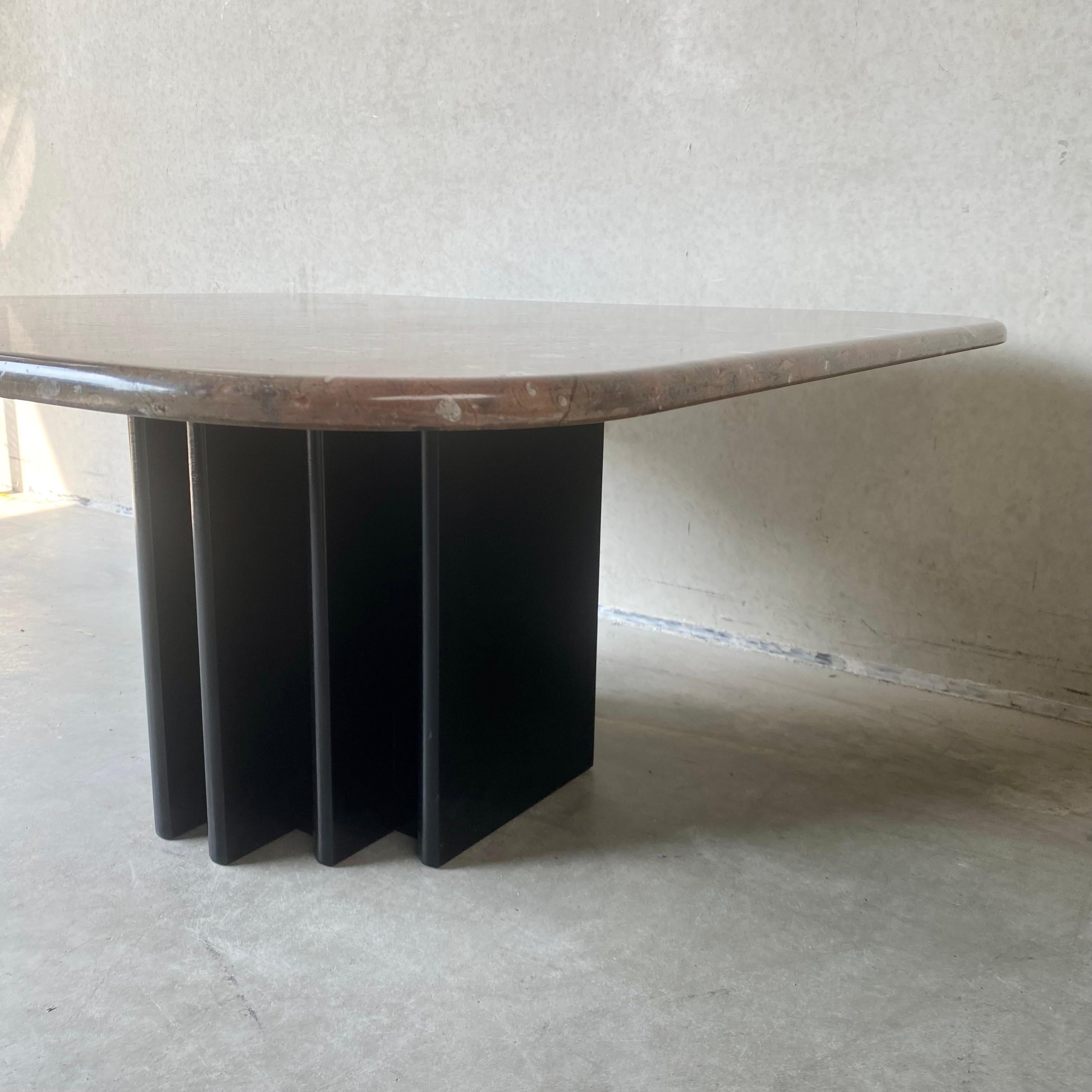 Fossil stone coffee table att. Heinz Lilienthal, Germany 1980s In Good Condition For Sale In DE MEERN, NL