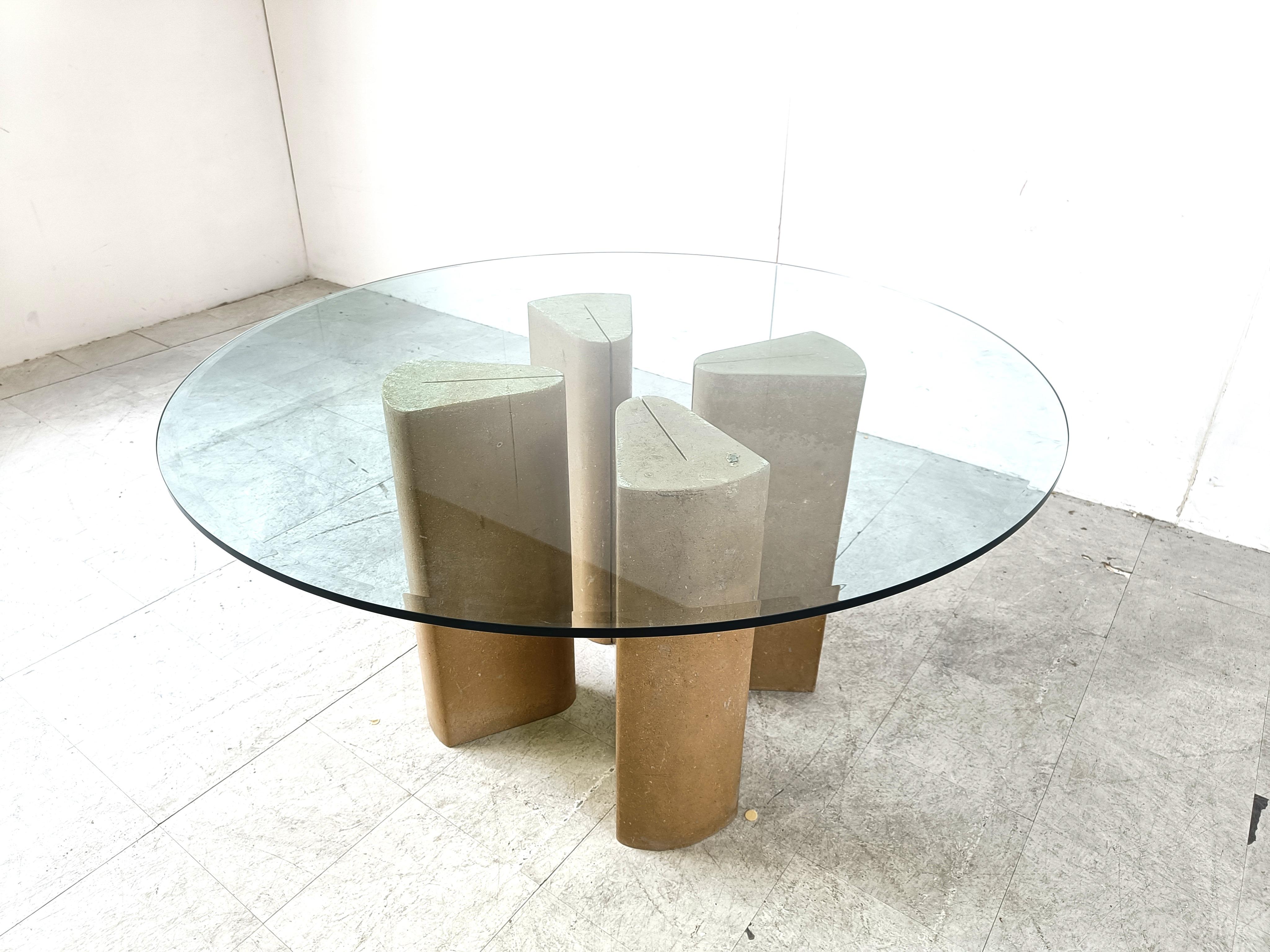 Table de salle à manger en pierre fossile, 1970 en vente 2