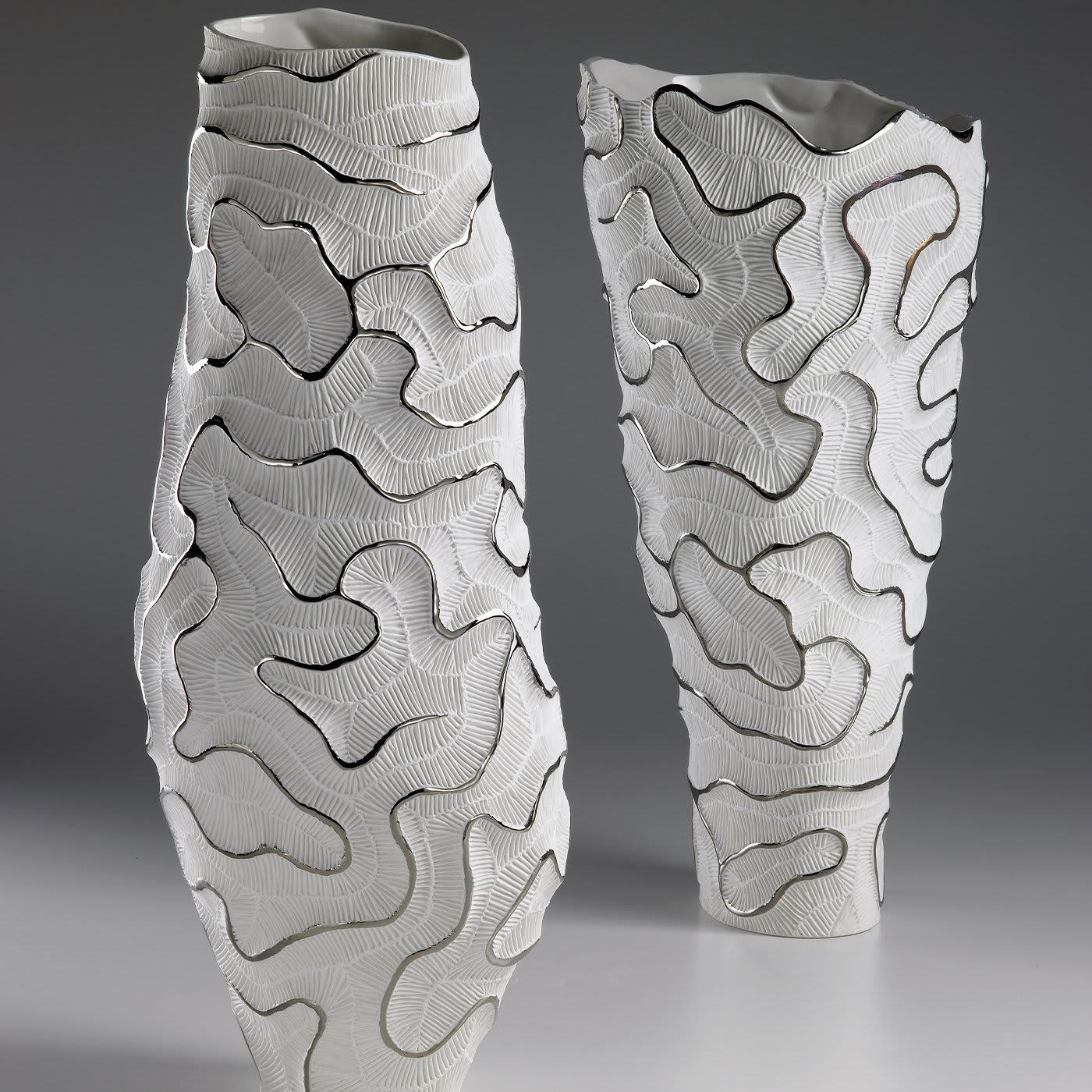 Modern Fossilia Monolite Platinum Vase