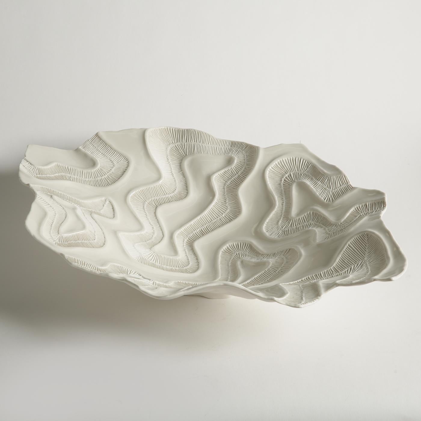 Fossilia White Centerpiece In New Condition In Milan, IT