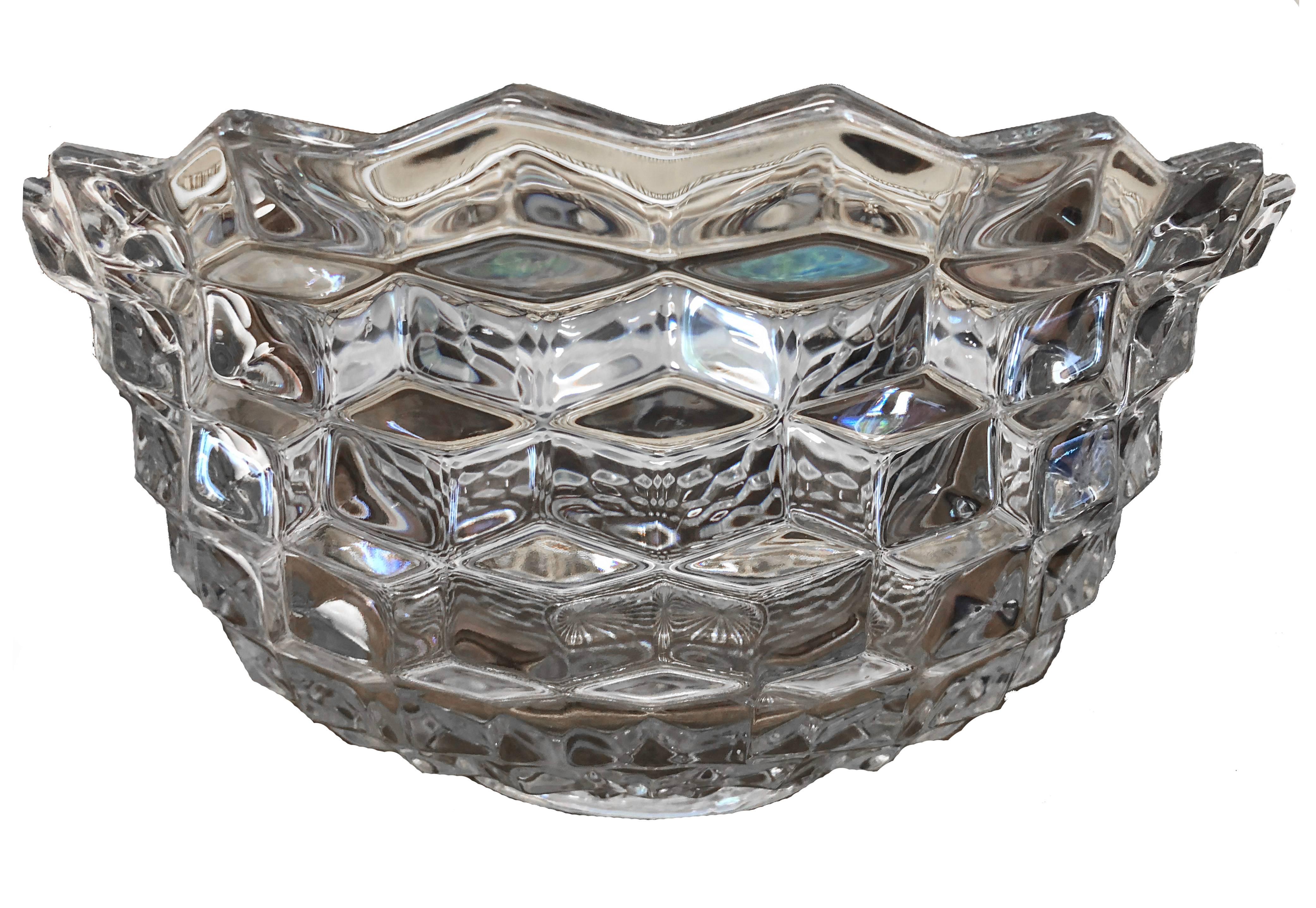 Fostoria American crystal punch bowl measure: 14