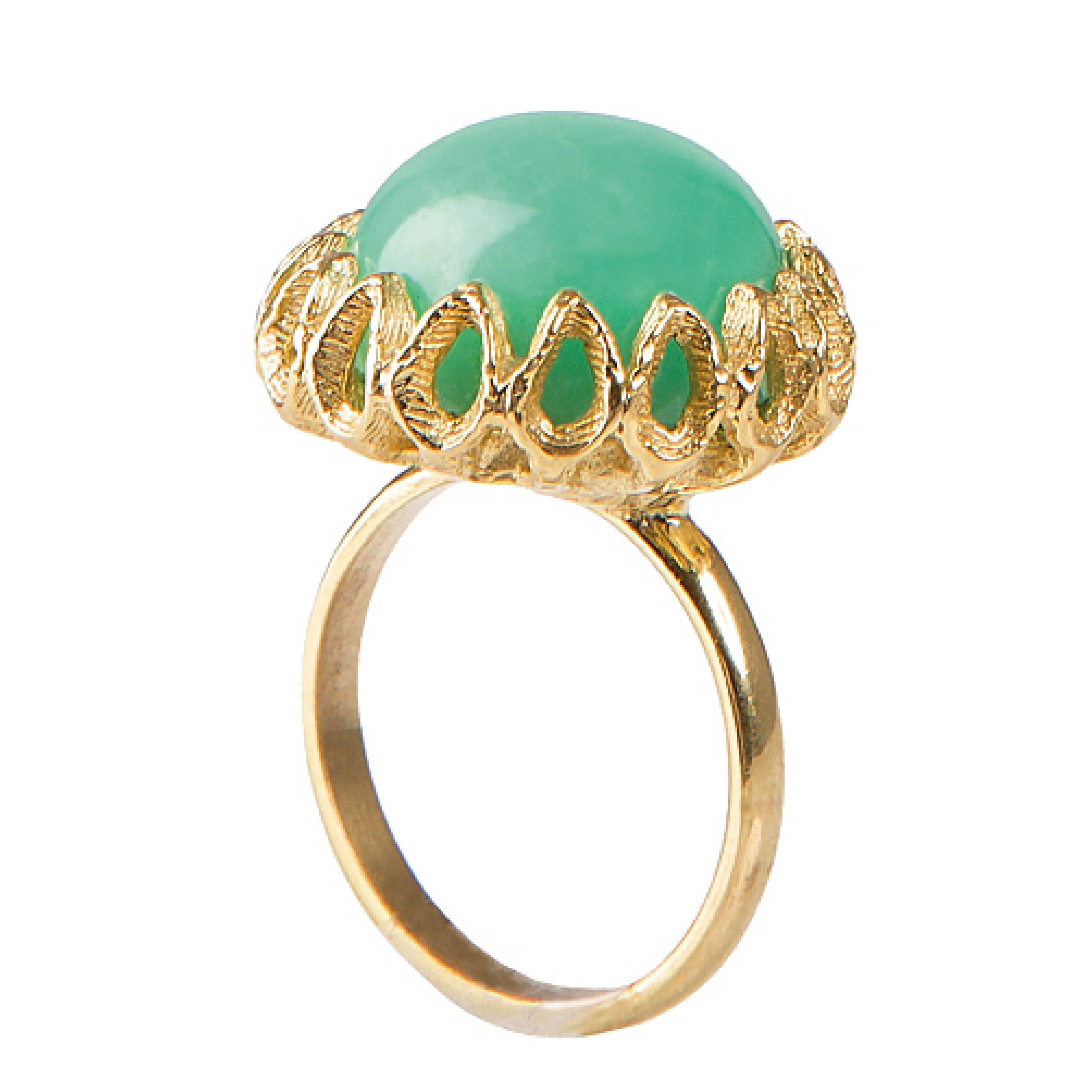 Cocktail ring of chrysoprase gemstone set in 18kt gold plated band. 

Size 6 US. Approx. 16 carat natural chrysoprase sourced from conflict-free mines in Namibia, Africa. Made by hand in London. 

The Fouché collection is designed by Claire