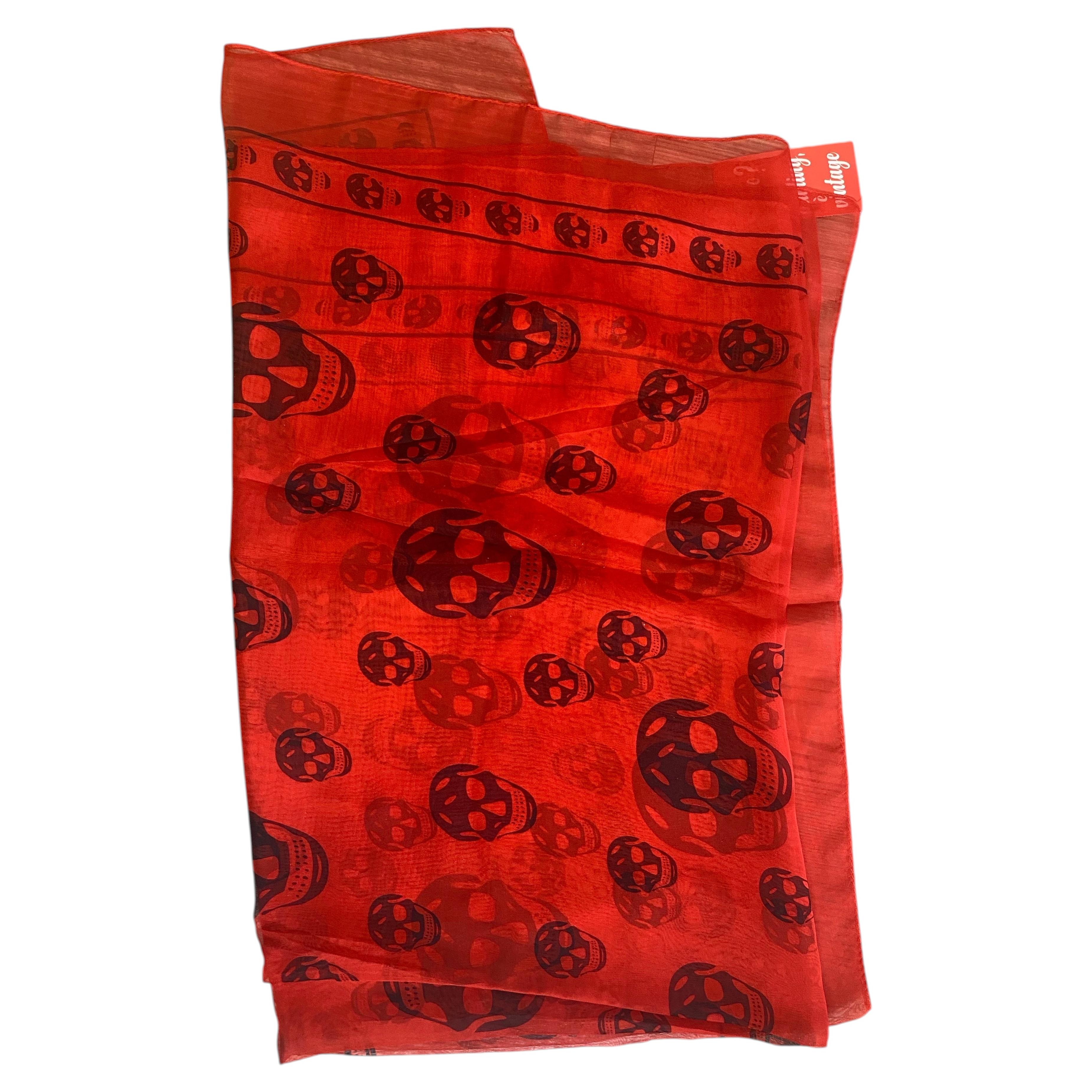 Foulard Alexander McQueen in vendita