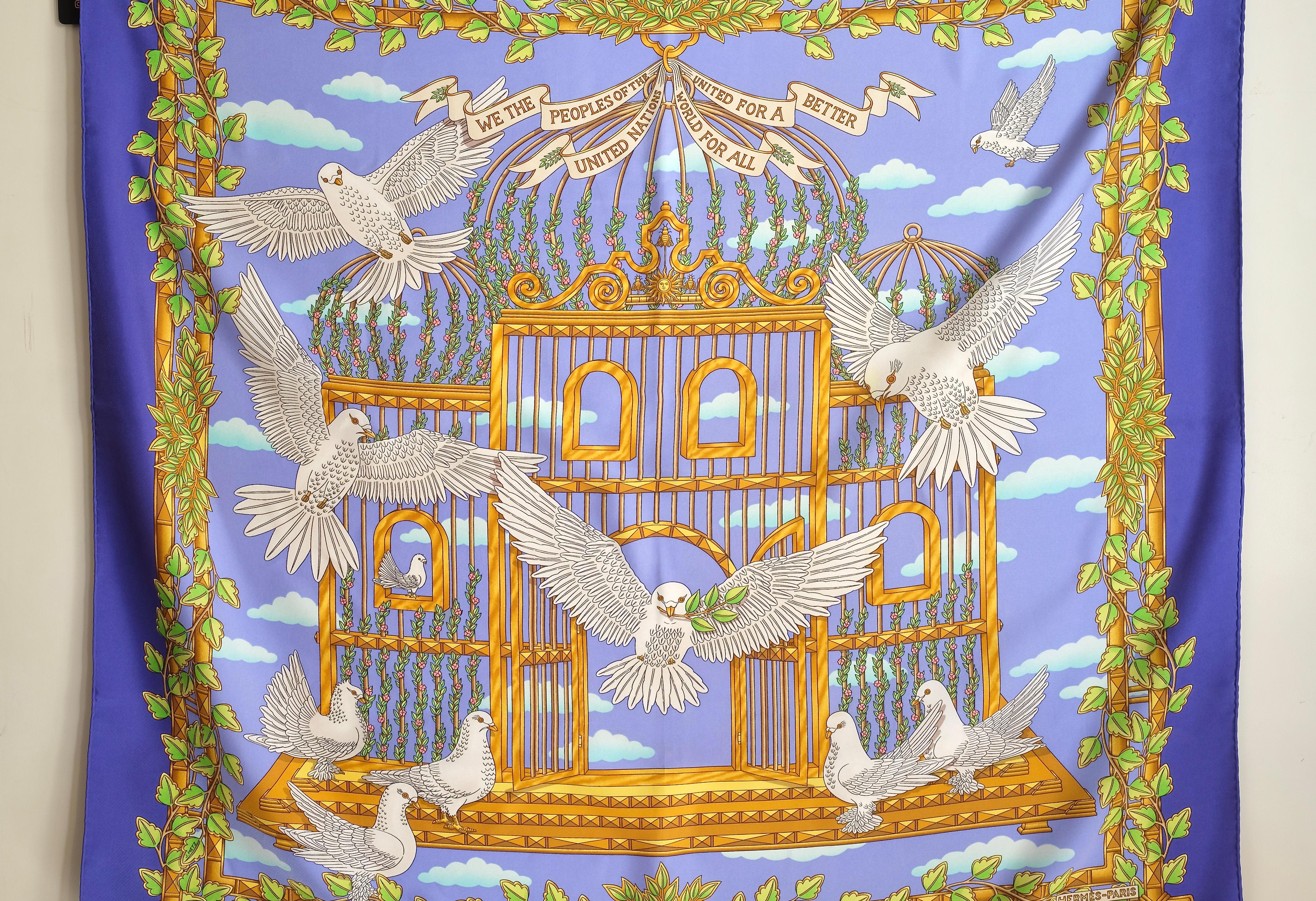 Hermès scarf In Excellent Condition For Sale In Padova, IT