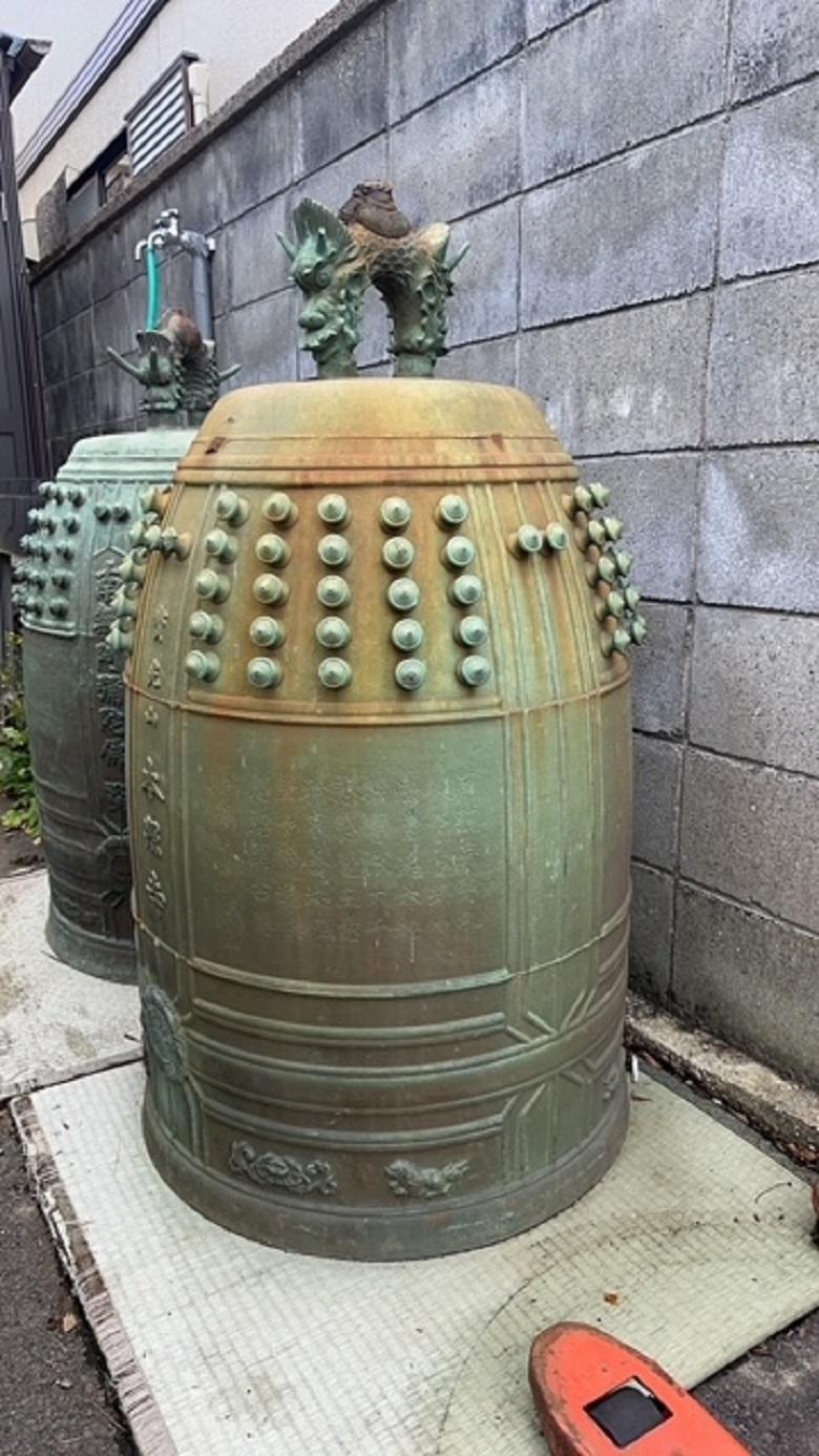 Cast Found! Japanese Giant Bronze Peace Bell 45 Inches Tall For Sale