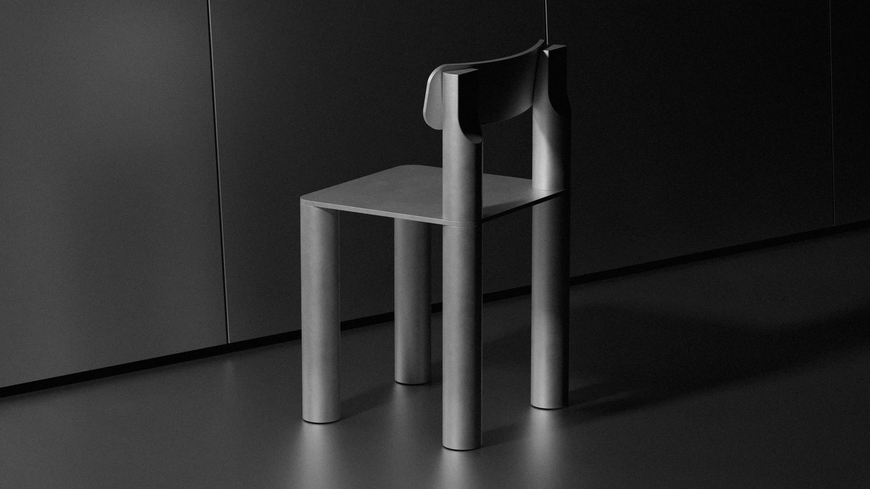Flagship product of the aluminum collection, the SILO chair reconciles functionality and geometric exploration. It combines straight lines and curves, magnifying the aluminum that composes it by exploiting its full depth. When held, the SILO gives
