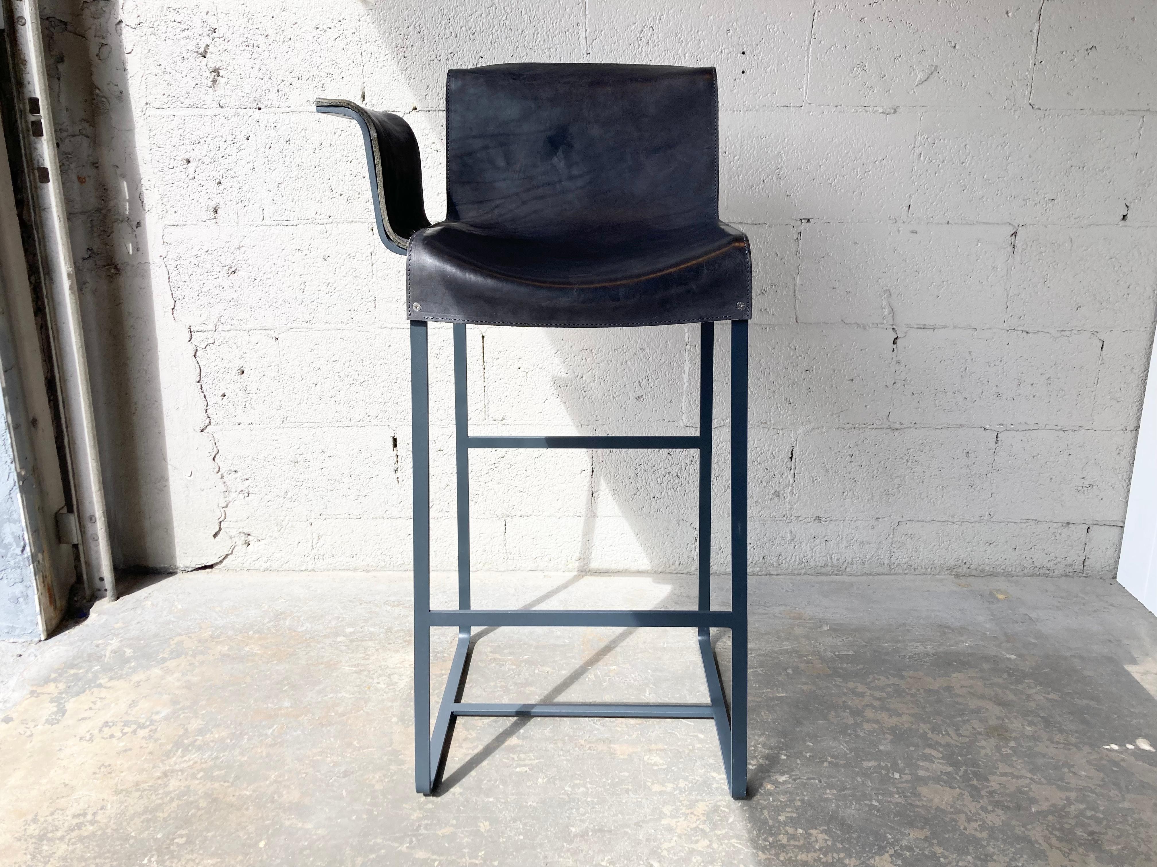 Founded Bar Stool, Design by Richard Schipper for Qliv, Saddle Leather, Steel For Sale 3