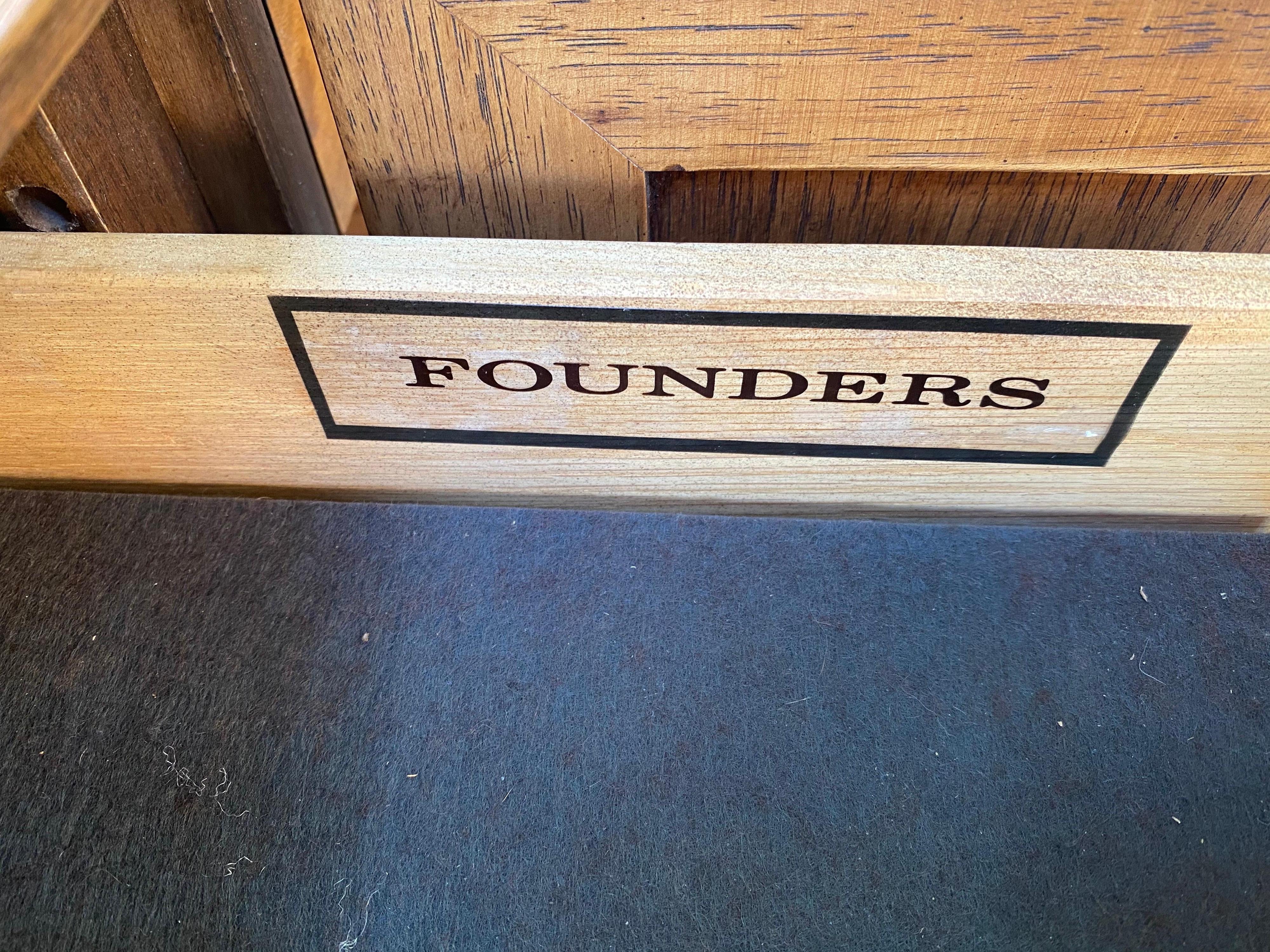 Founders 6-Door Caned Front Credenza/ Buffet 2