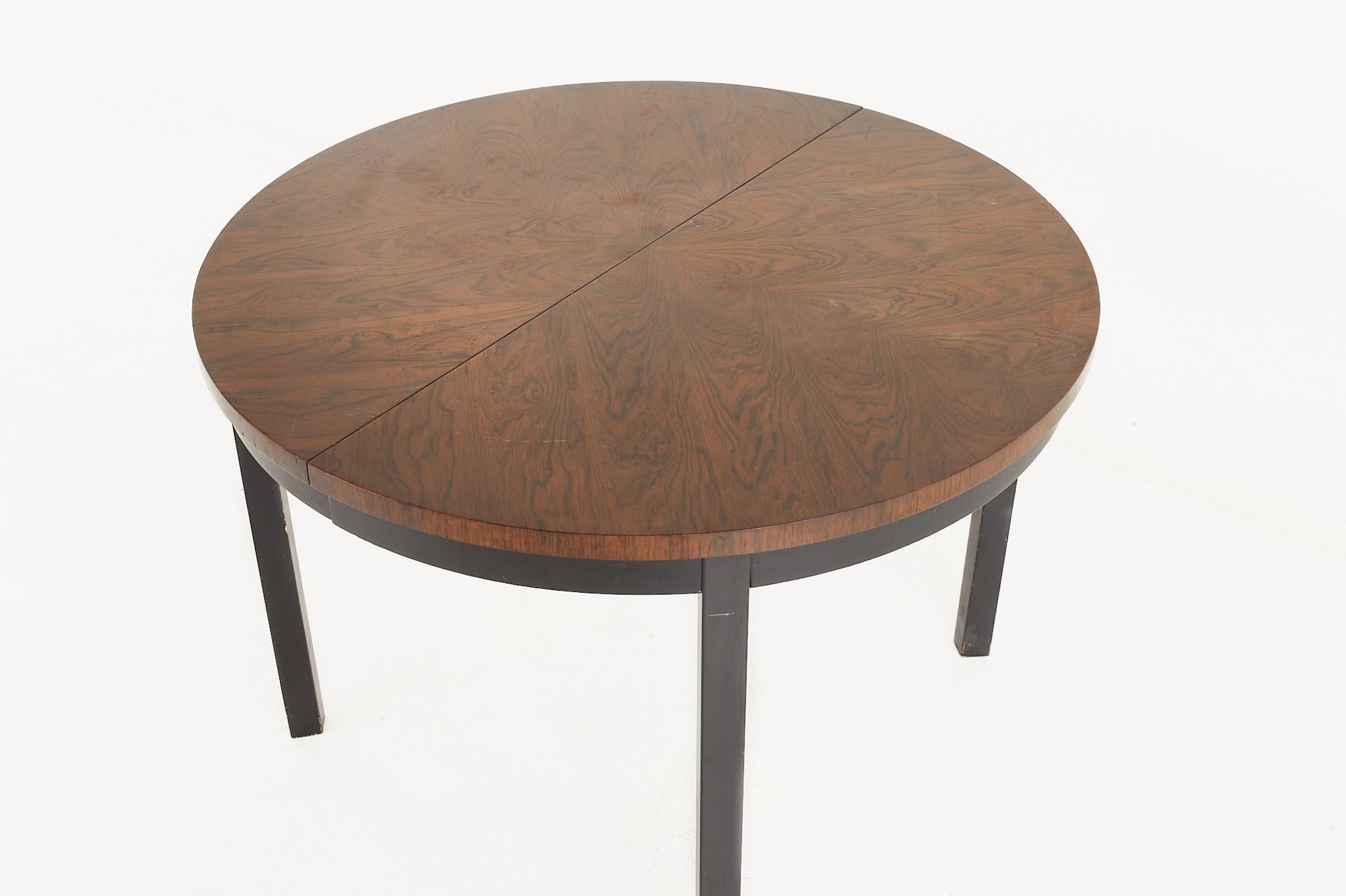 Late 20th Century Founders Mid Century Rosewood Expanding Dining Table with 2 Leaves For Sale