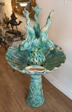 Fountain "Dauphin" in Earthenware