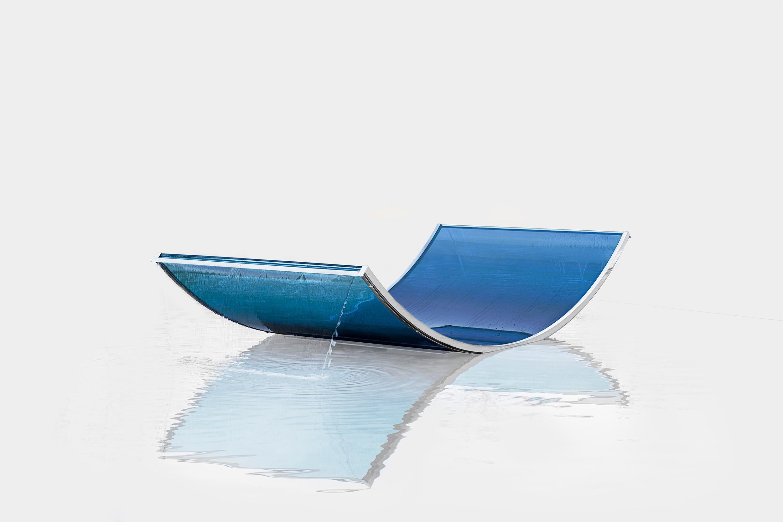 Sabine Marcelis-Brunnen aus der Serie „No Fear of Glass“, Rotterdam, 2019  (Moderne) im Angebot