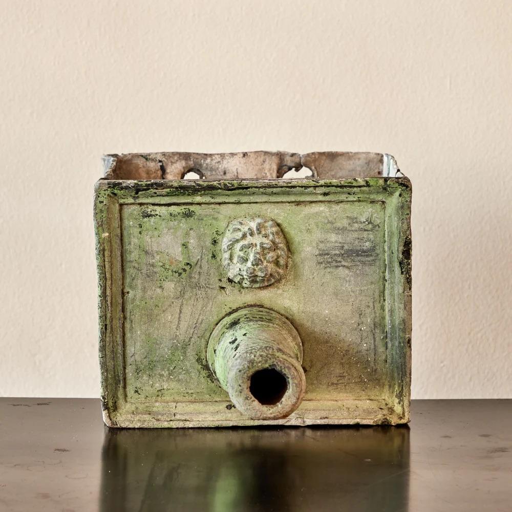 Fountain Head In Good Condition For Sale In Los Angeles, CA