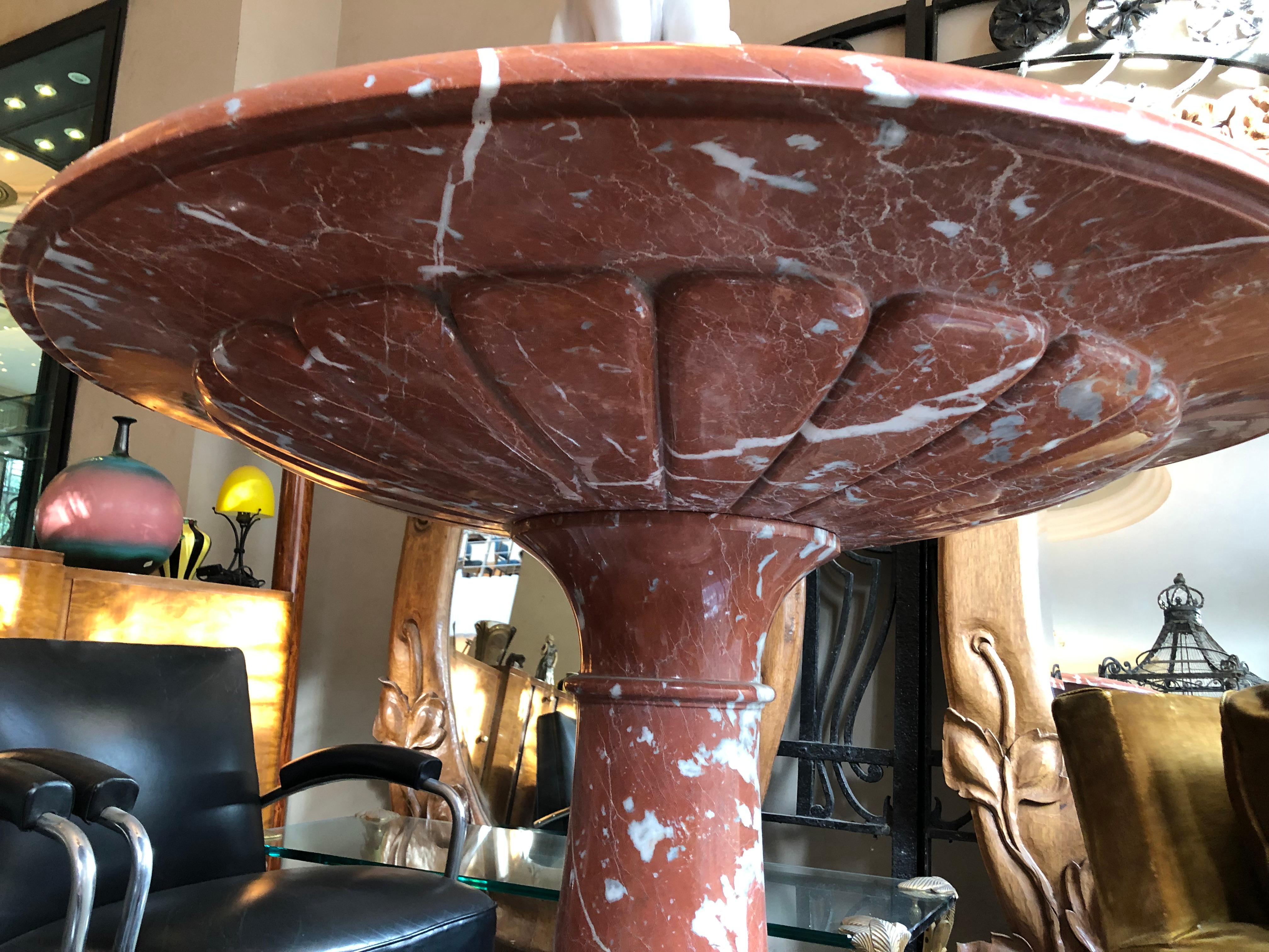 Fountain in Marble, Year: 1920, France For Sale 11