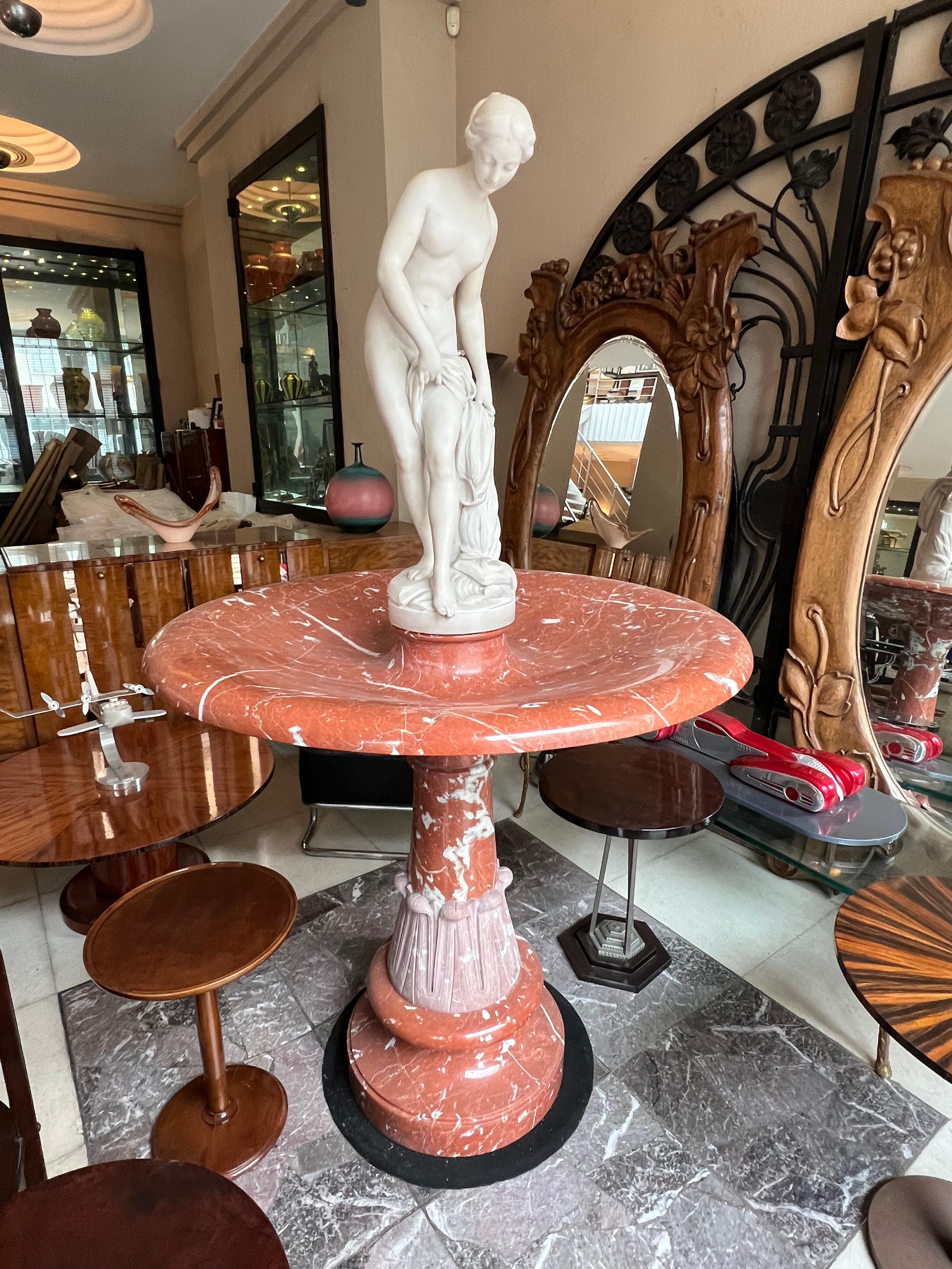 Art Deco Fountain in Marble, Year: 1920, France For Sale