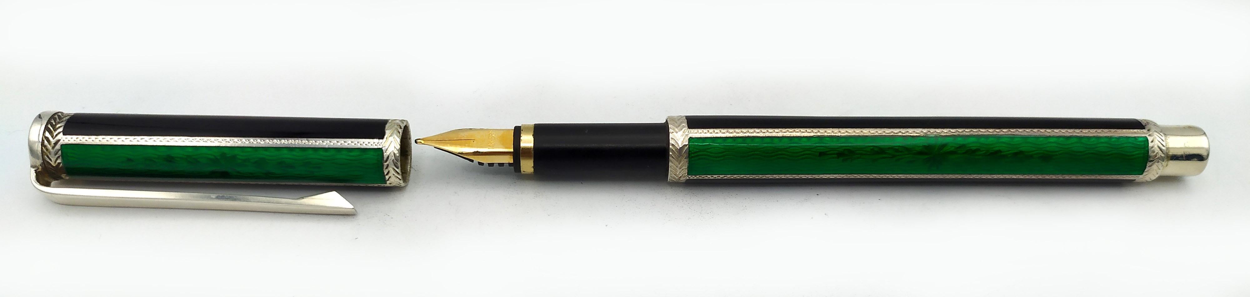 Fountain pen, Ballpoint pen and tray for a Desk Set green enamel Salimbeni  For Sale 12