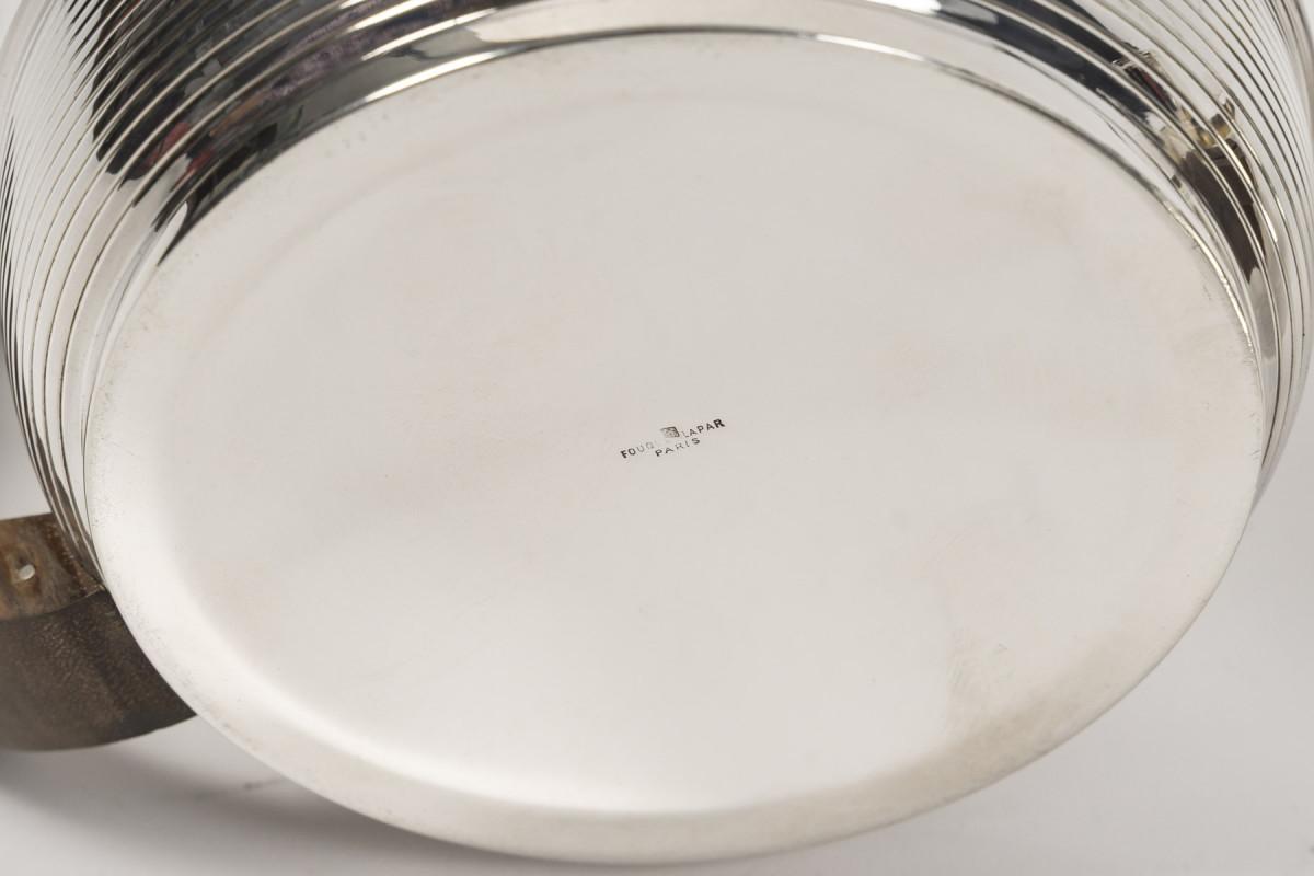 Fouquet Lapar - Servizio da tè e caffè in argento massiccio Art Deco a 3 pezzi in vendita 10