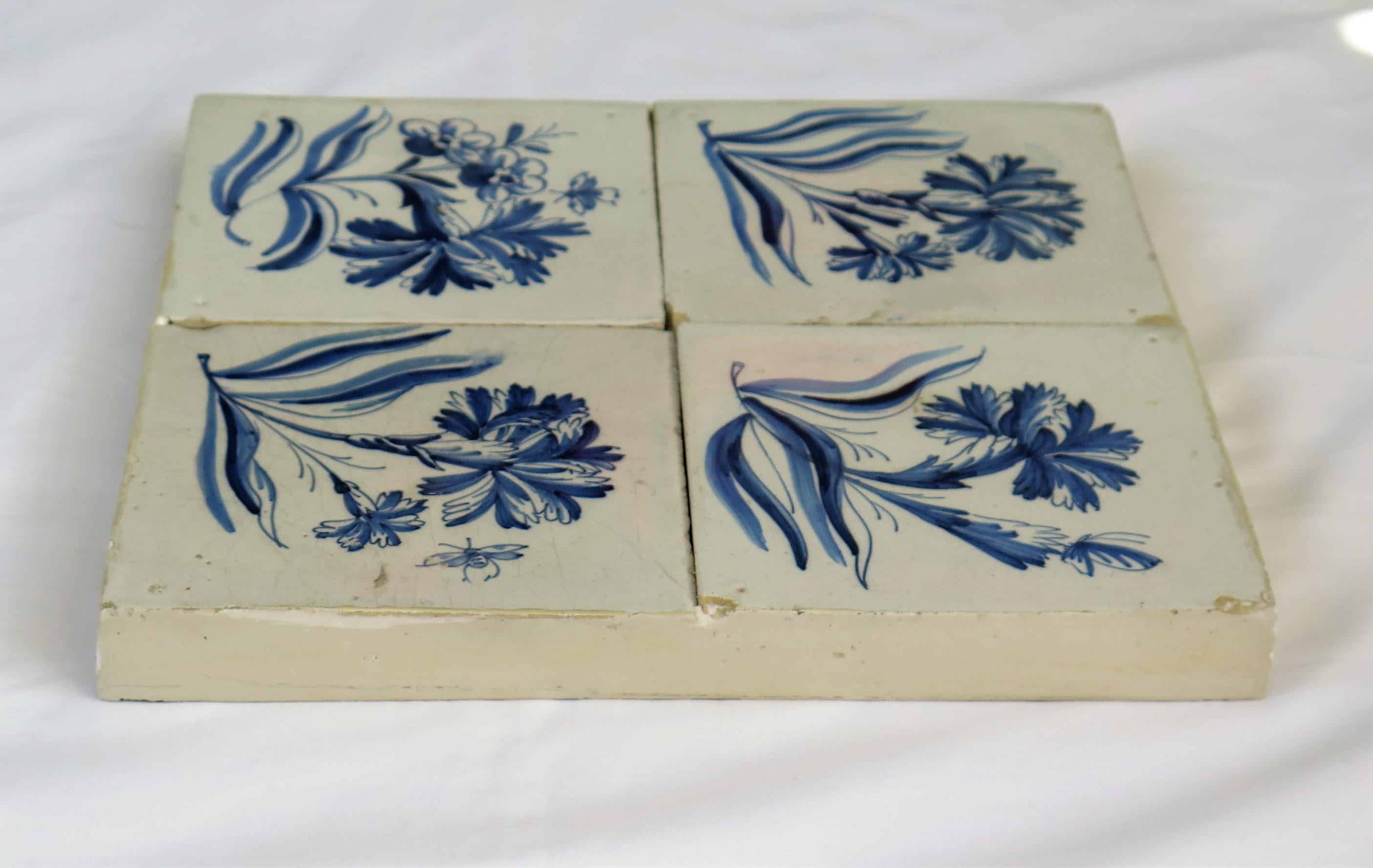QUATRE carreaux de faïence murale bleus et blancs de Delft du 17e siècle sur cadre, ensemble 2, Pays-Bas en vente 6