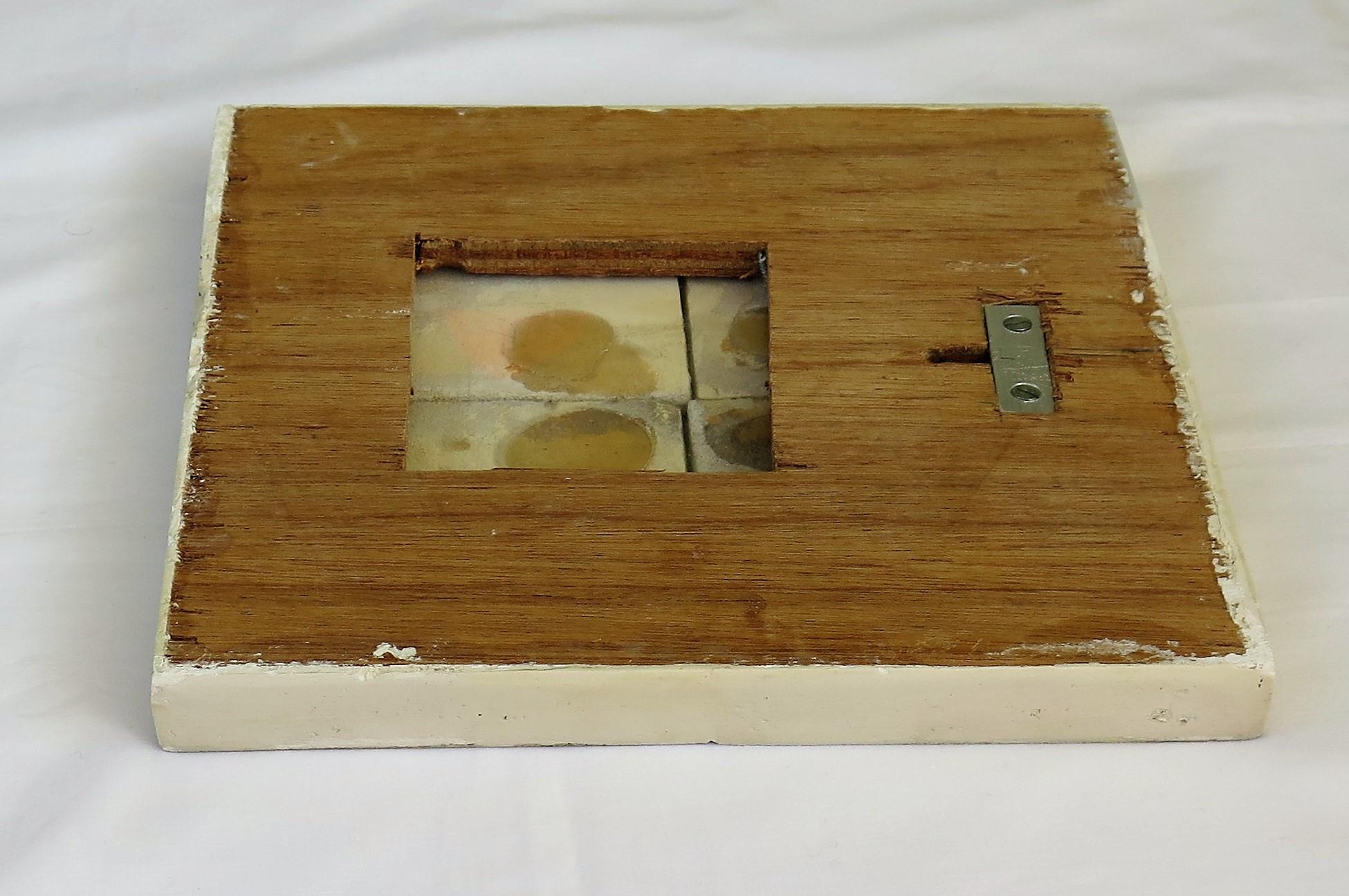 QUATRE carreaux de faïence murale bleus et blancs de Delft du 17e siècle sur cadre, ensemble 2, Pays-Bas en vente 10