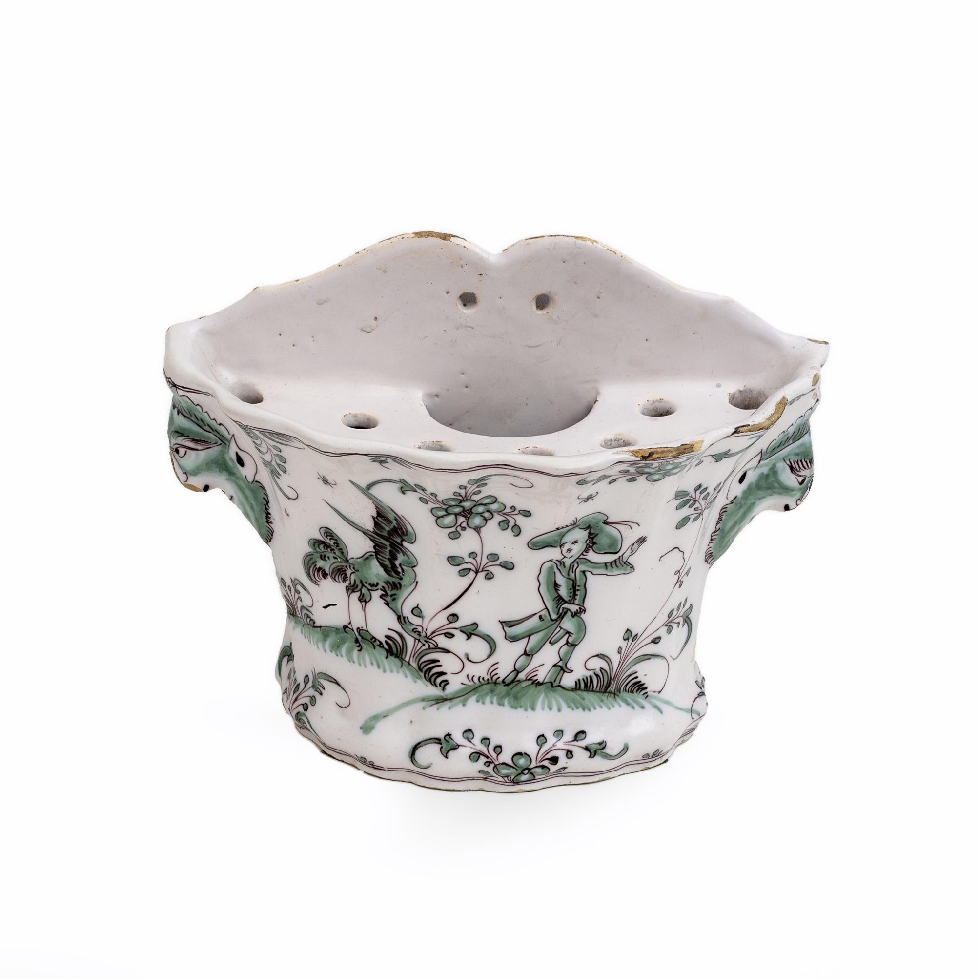 Four 18th Century France Majolica Planters Moustiers and Provence Manufactory In Good Condition In Puglia, Puglia