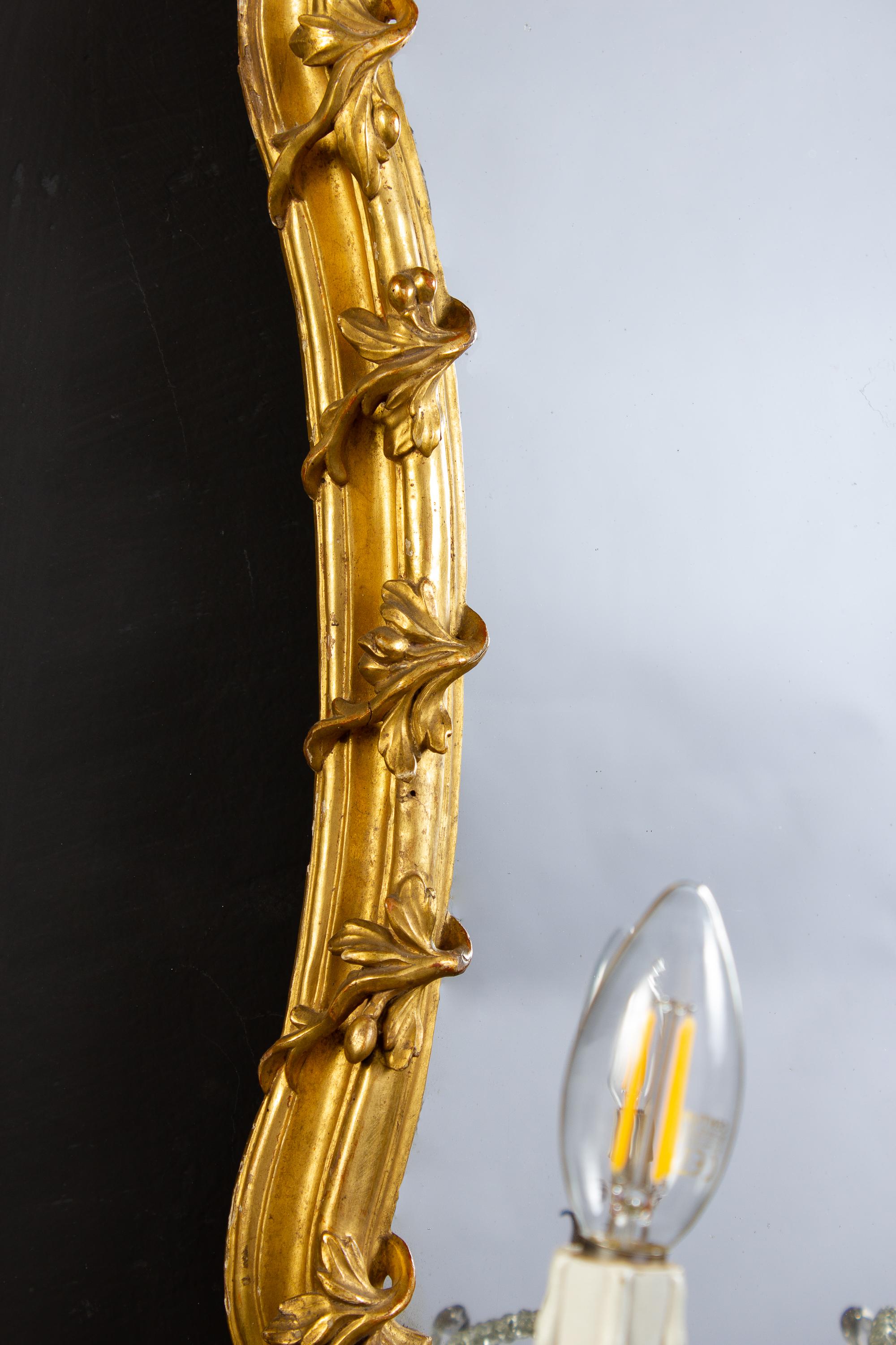 Quattro specchi o applique in legno dorato del XVIII secolo Roma, 1750 in vendita 10