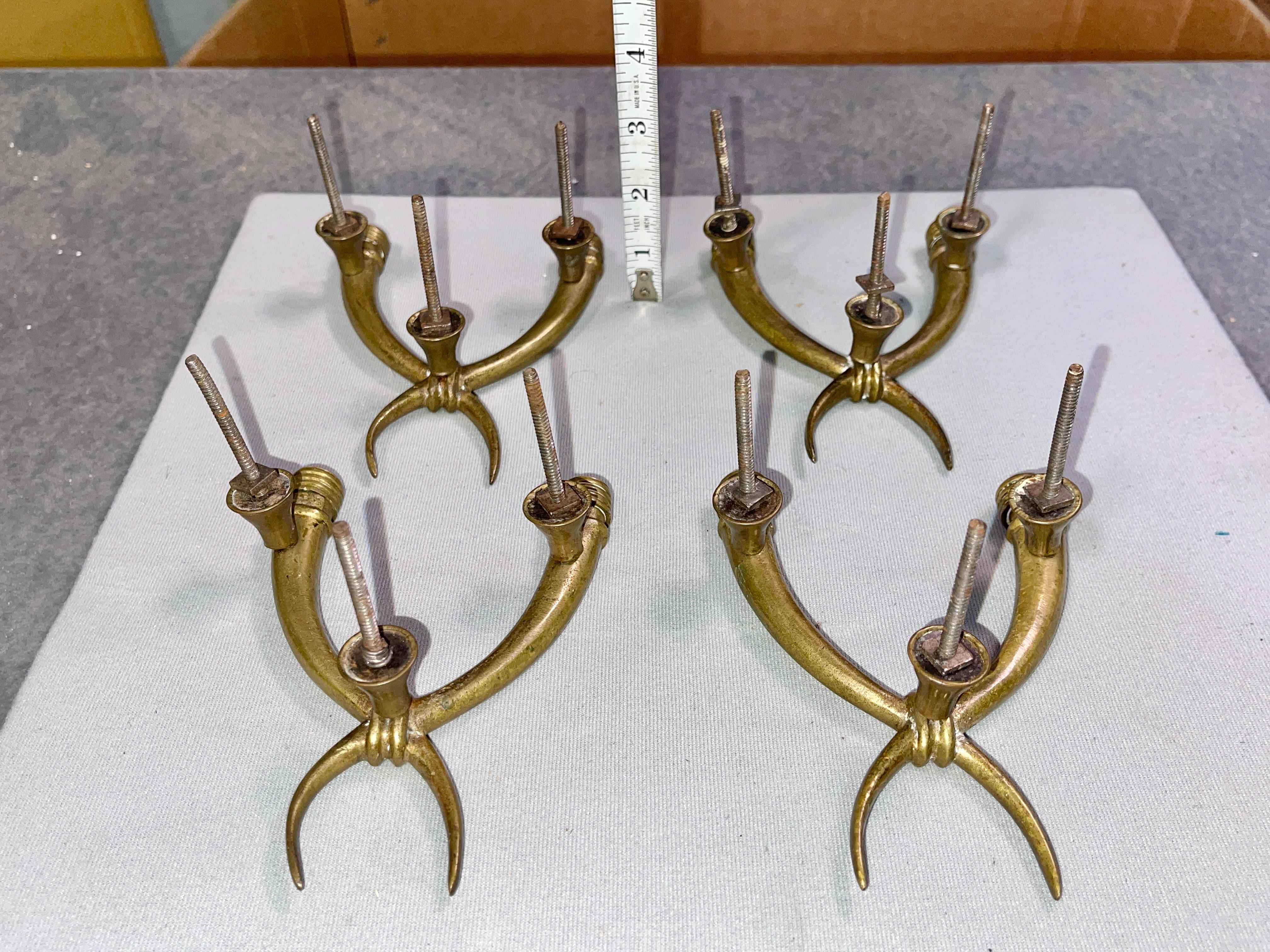 Bronze Quatre poignées de porte en bronze italien des années 1940 avec cornes d'abondance en vente