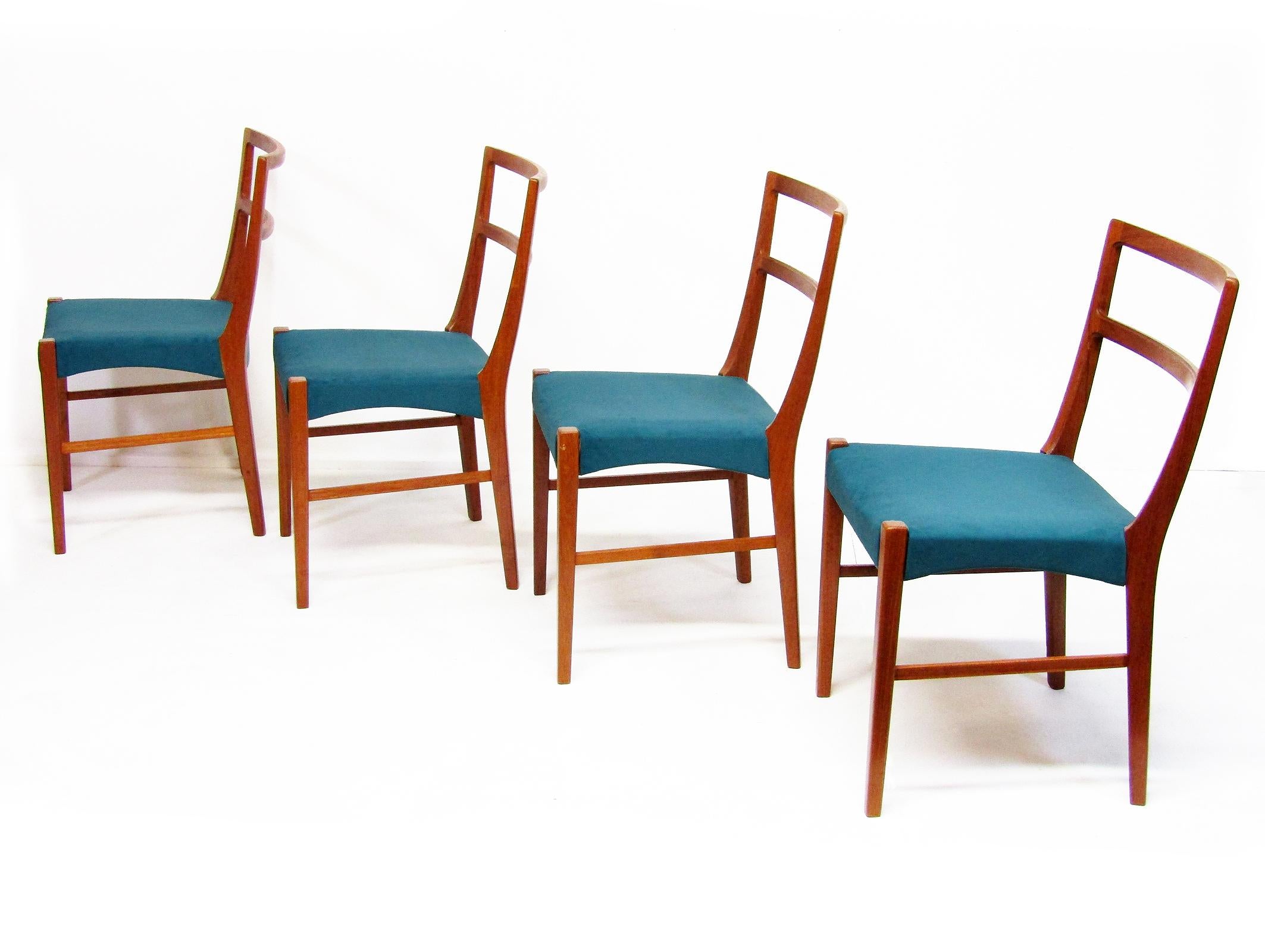Four 1960s Danish Dining Chairs by Johannes Andersen for Bernhard Pedersen In Good Condition For Sale In Shepperton, Surrey