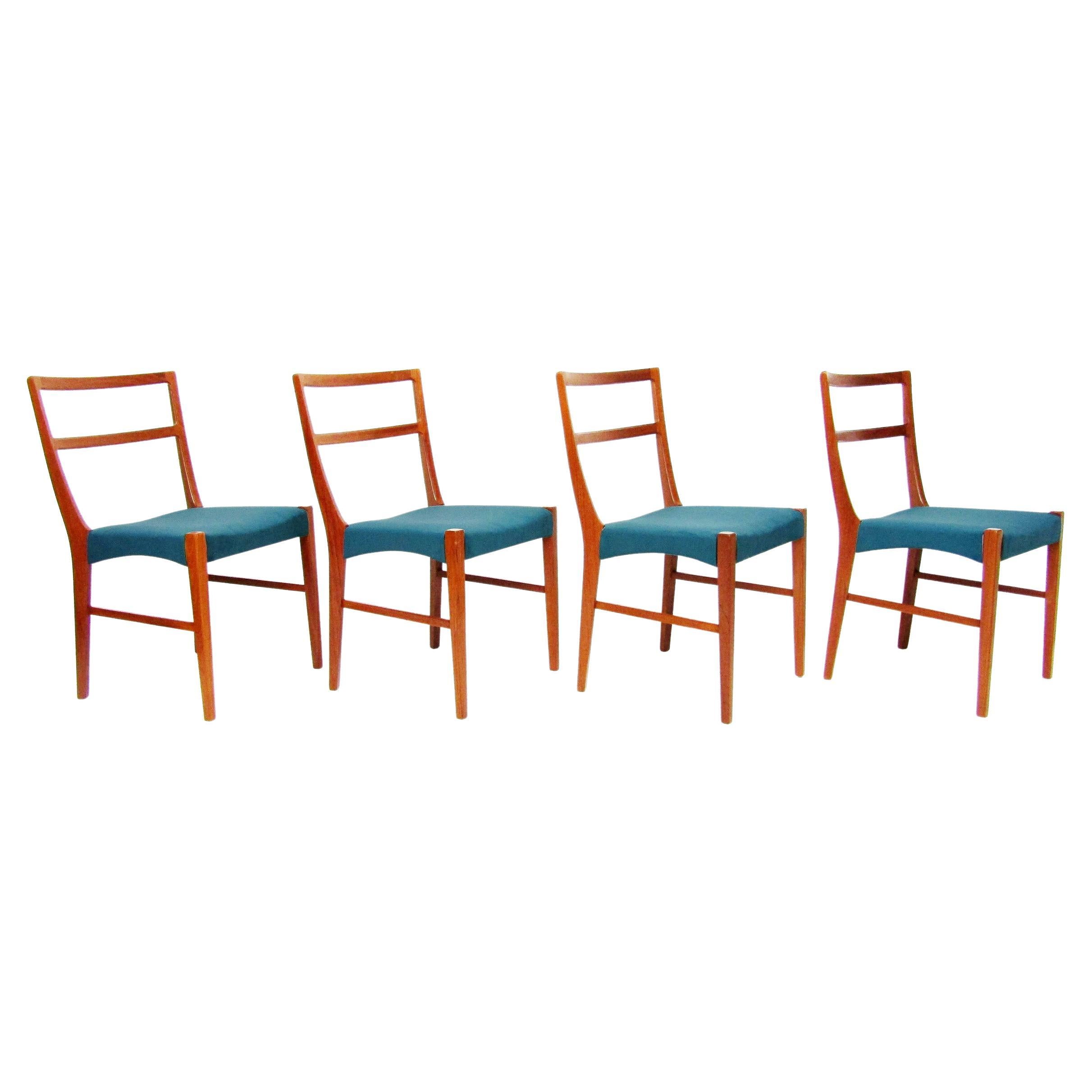 Cuatro sillas de comedor danesas de los años 60, de Johannes Andersen para Bernhard Pedersen