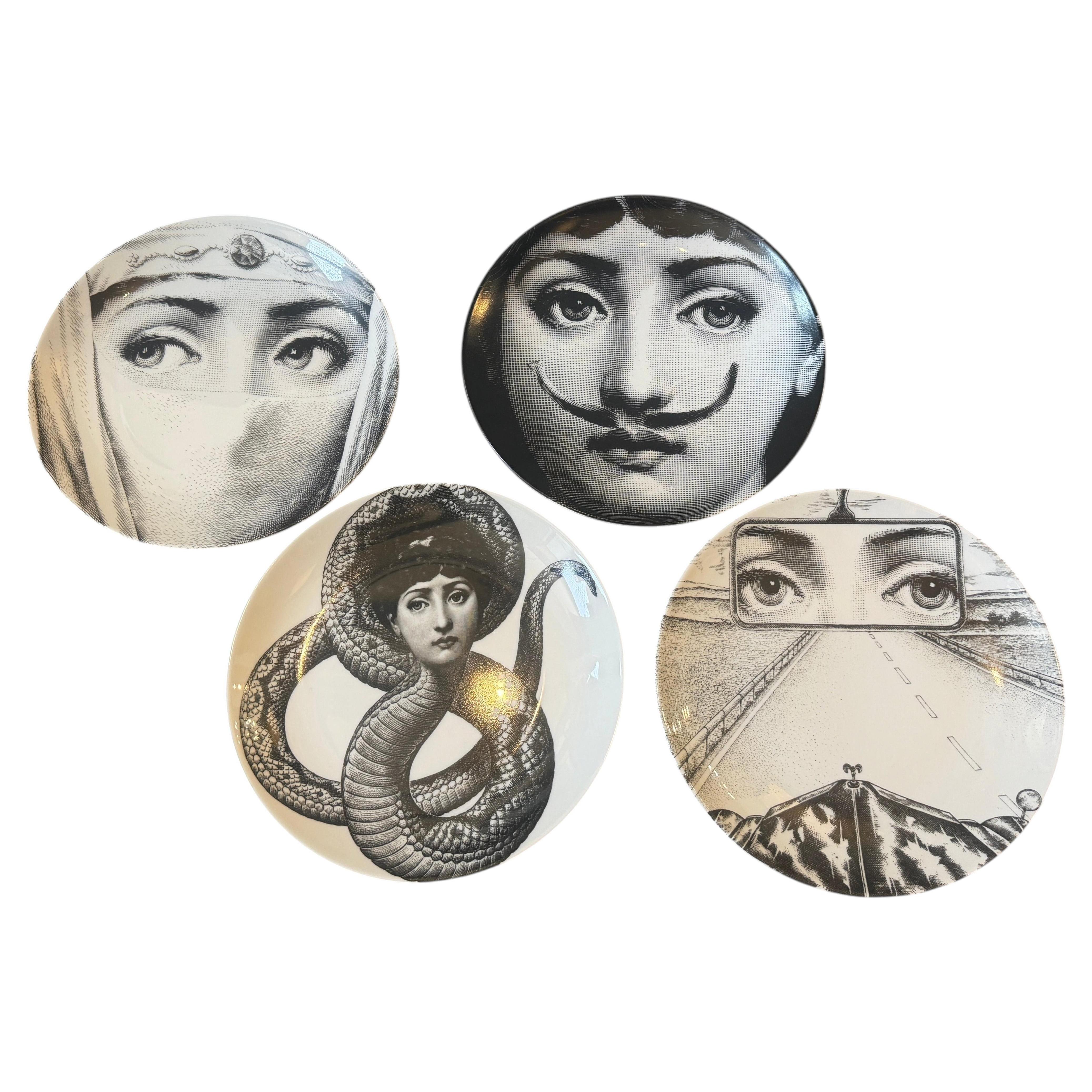 Four 1970s 26 cm Porcelain Wall Plates Temi e Variazioni by Piero Fornasetti