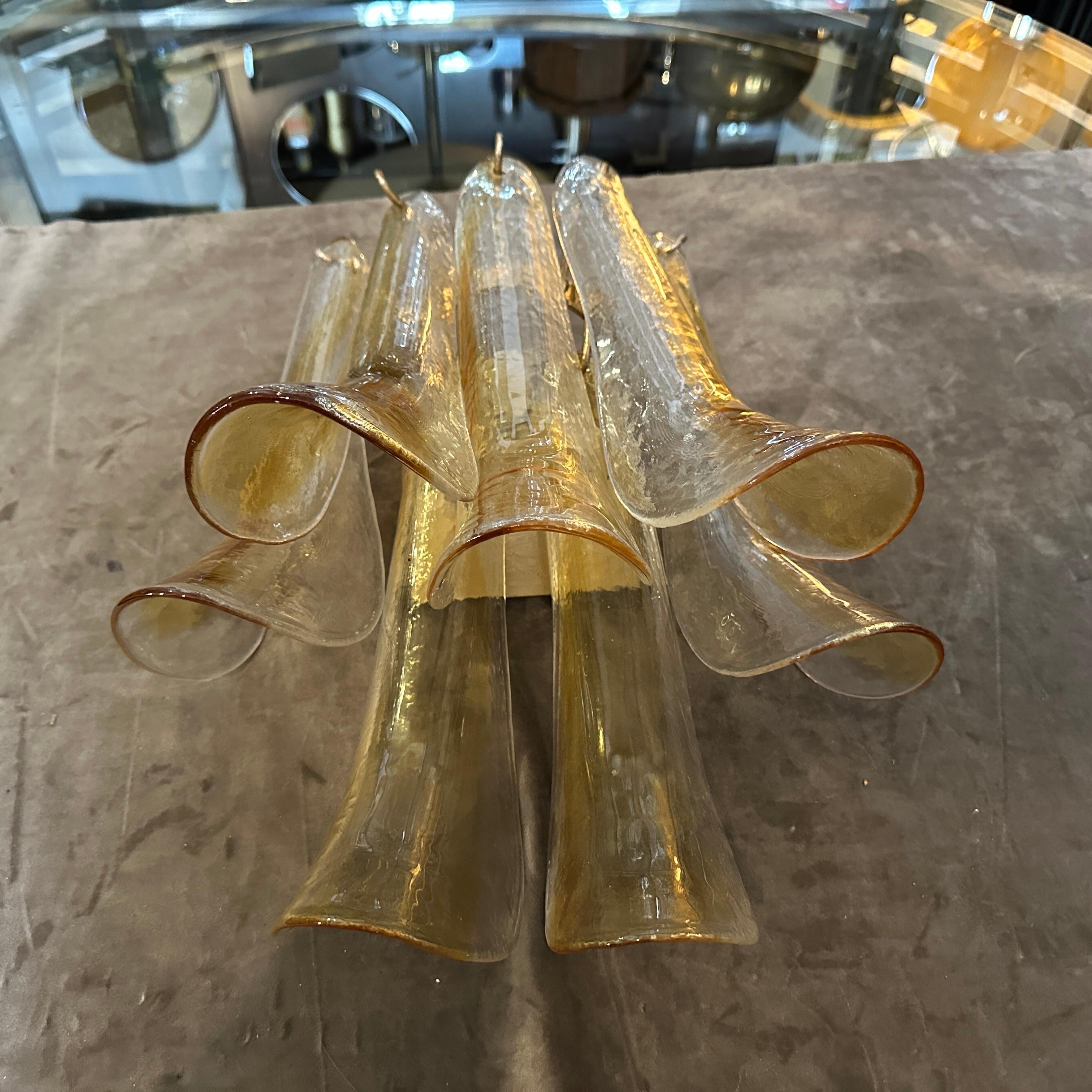 Four 1970s Mid-Century Modern Murano Glass Petal Wall Sconces by La Murrina For Sale 3