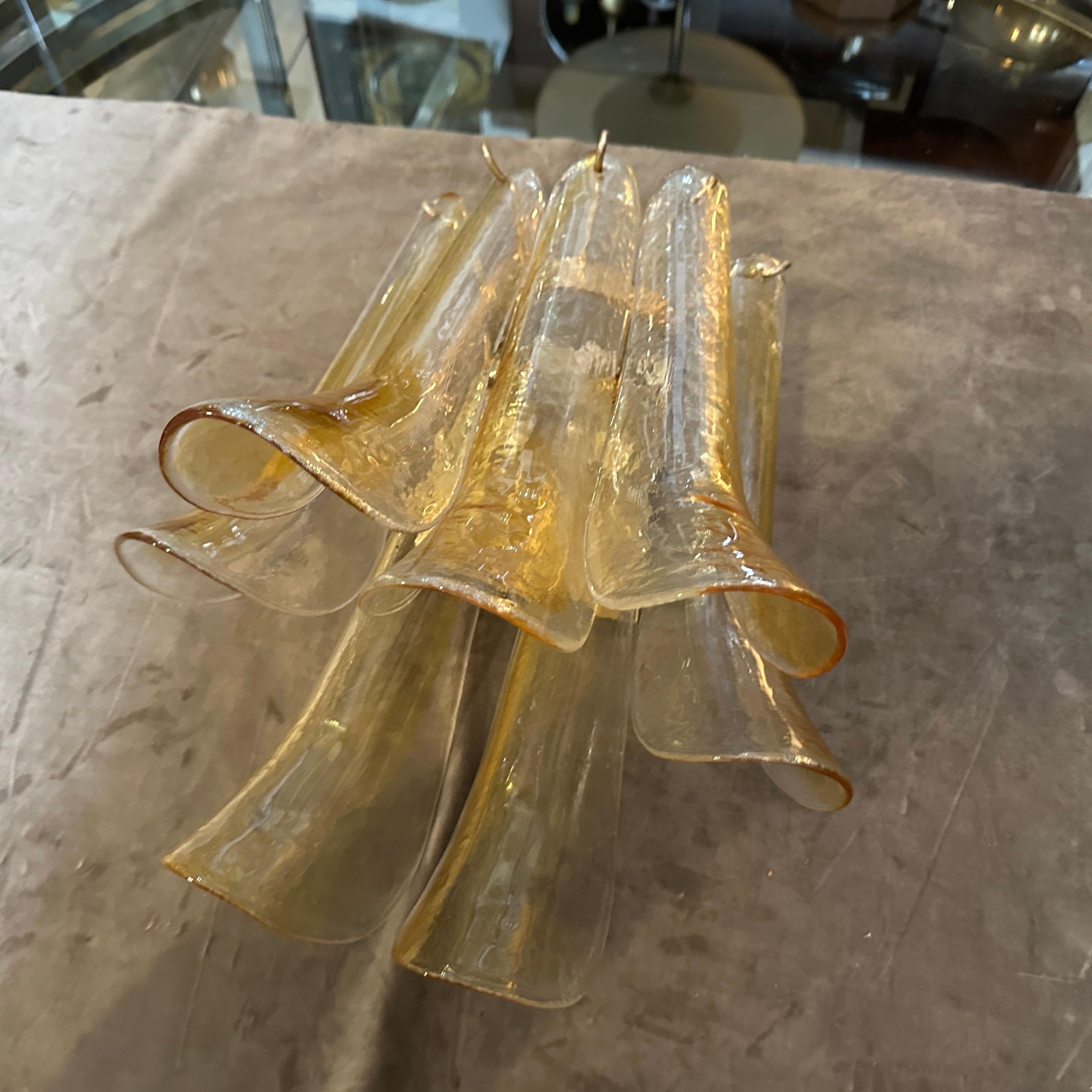 Four 1970s Mid-Century Modern Murano Glass Petal Wall Sconces by La Murrina For Sale 7