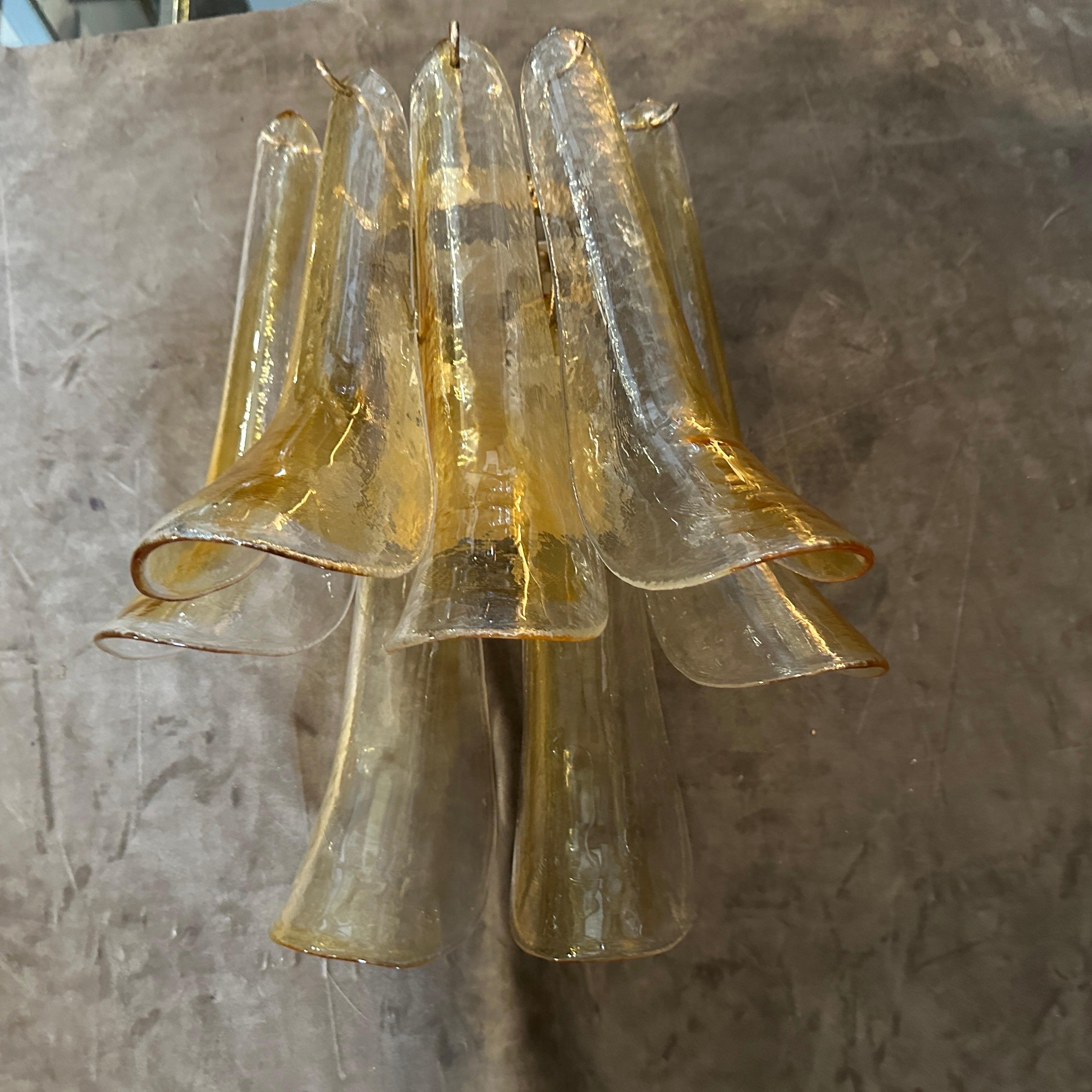 Four 1970s Mid-Century Modern Murano Glass Petal Wall Sconces by La Murrina For Sale 1