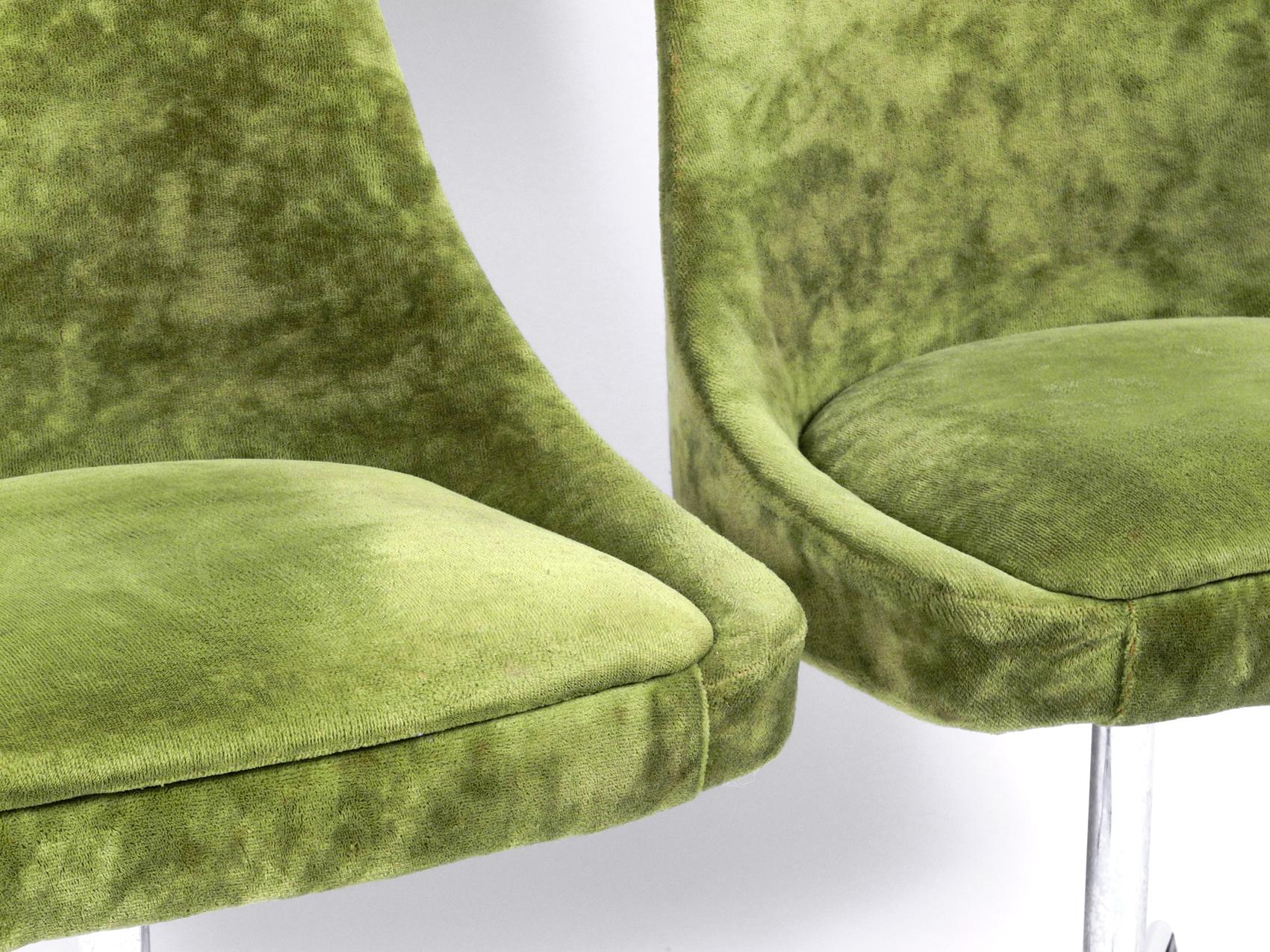 Four 1970s Space Age Rotatable Chairs by Lübke with Original Green Velvet Cover 10
