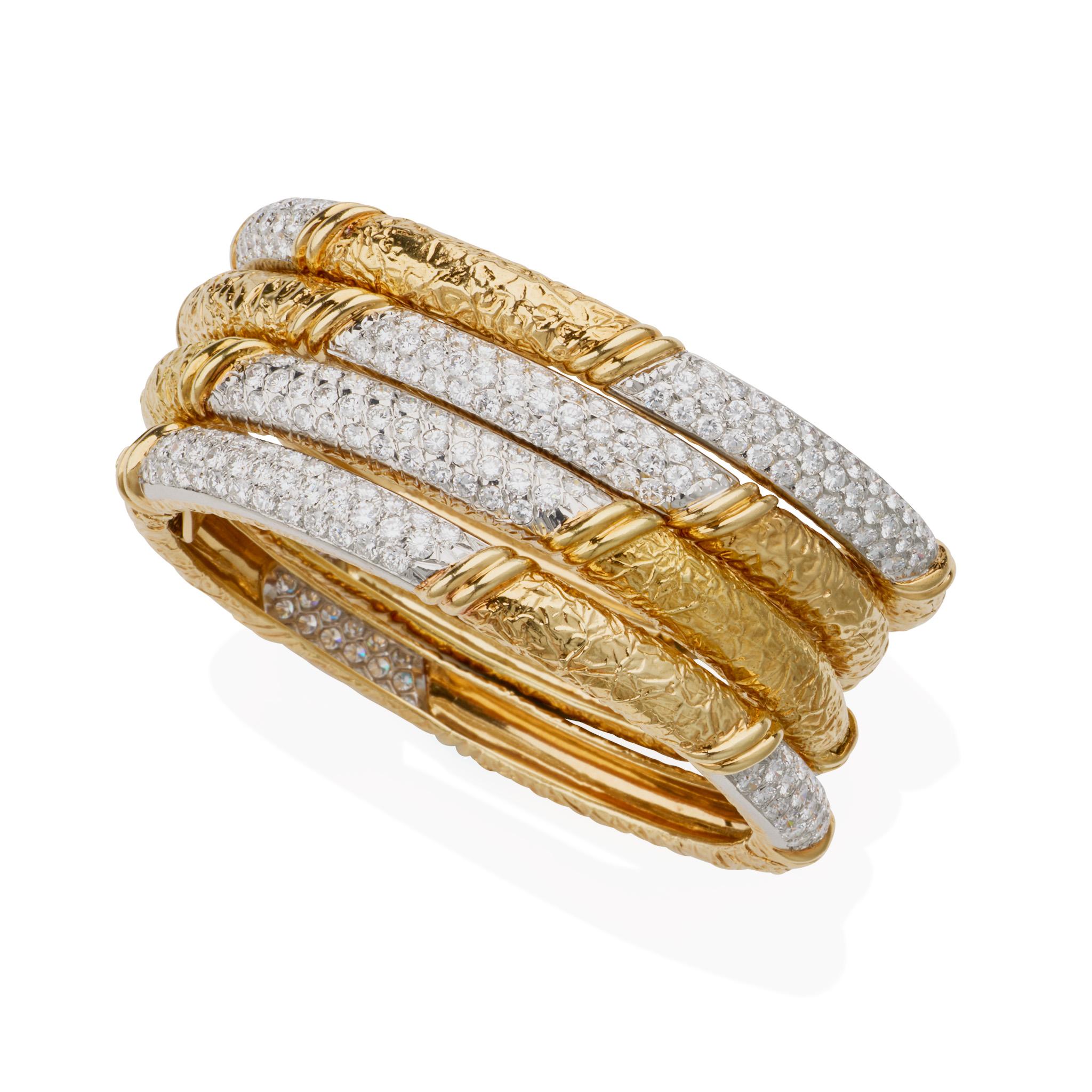 Four 1970s Van Cleef & Arpels Diamond Bangle Bracelets en Excelente estado para la venta en New York, NY