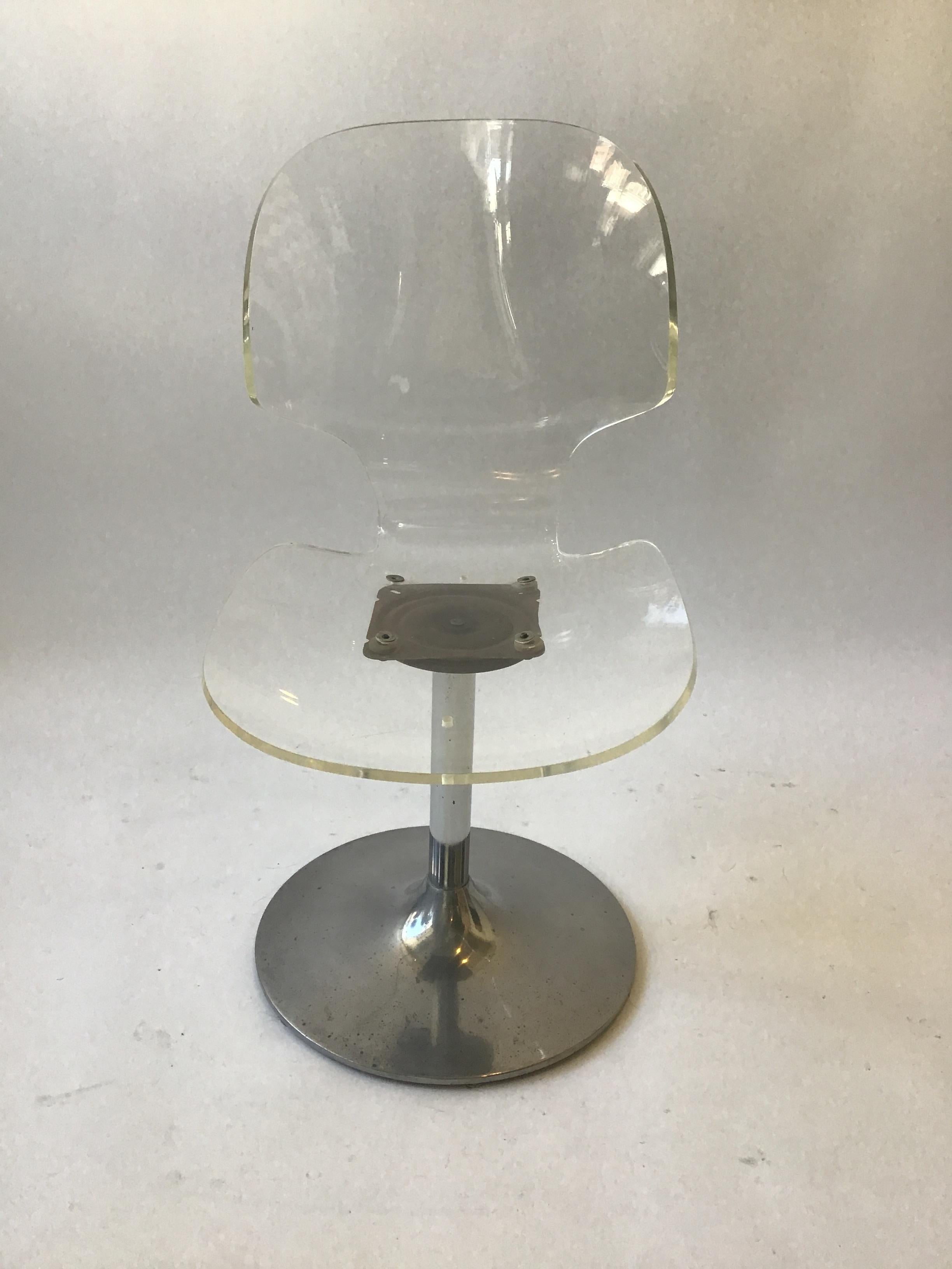 Four 1980s Lucite Chairs on Metal Bases 2