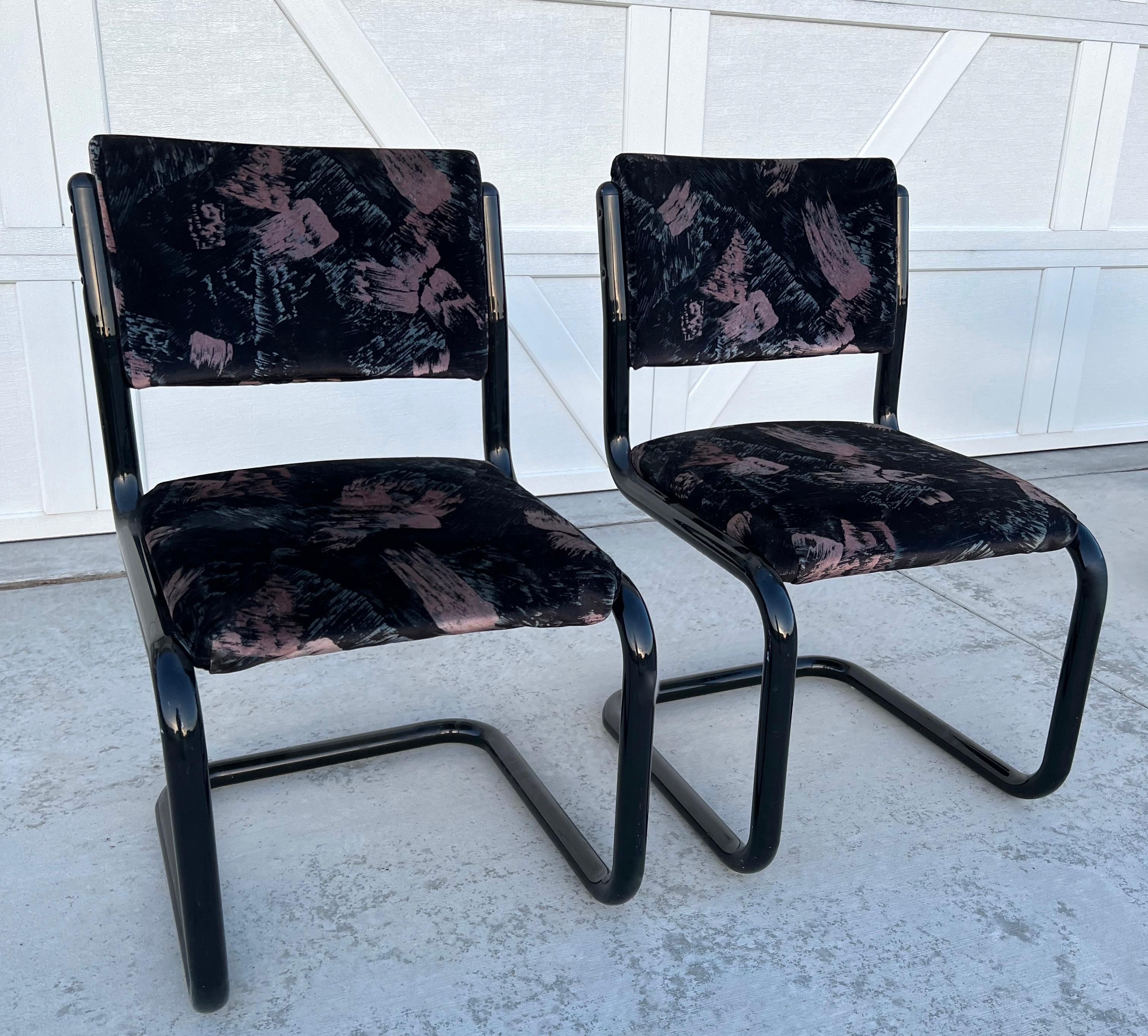 Four 1980s Post Modern Black Tubular Cantilever Chairs by Douglas Furniture  In Good Condition In Draper, UT
