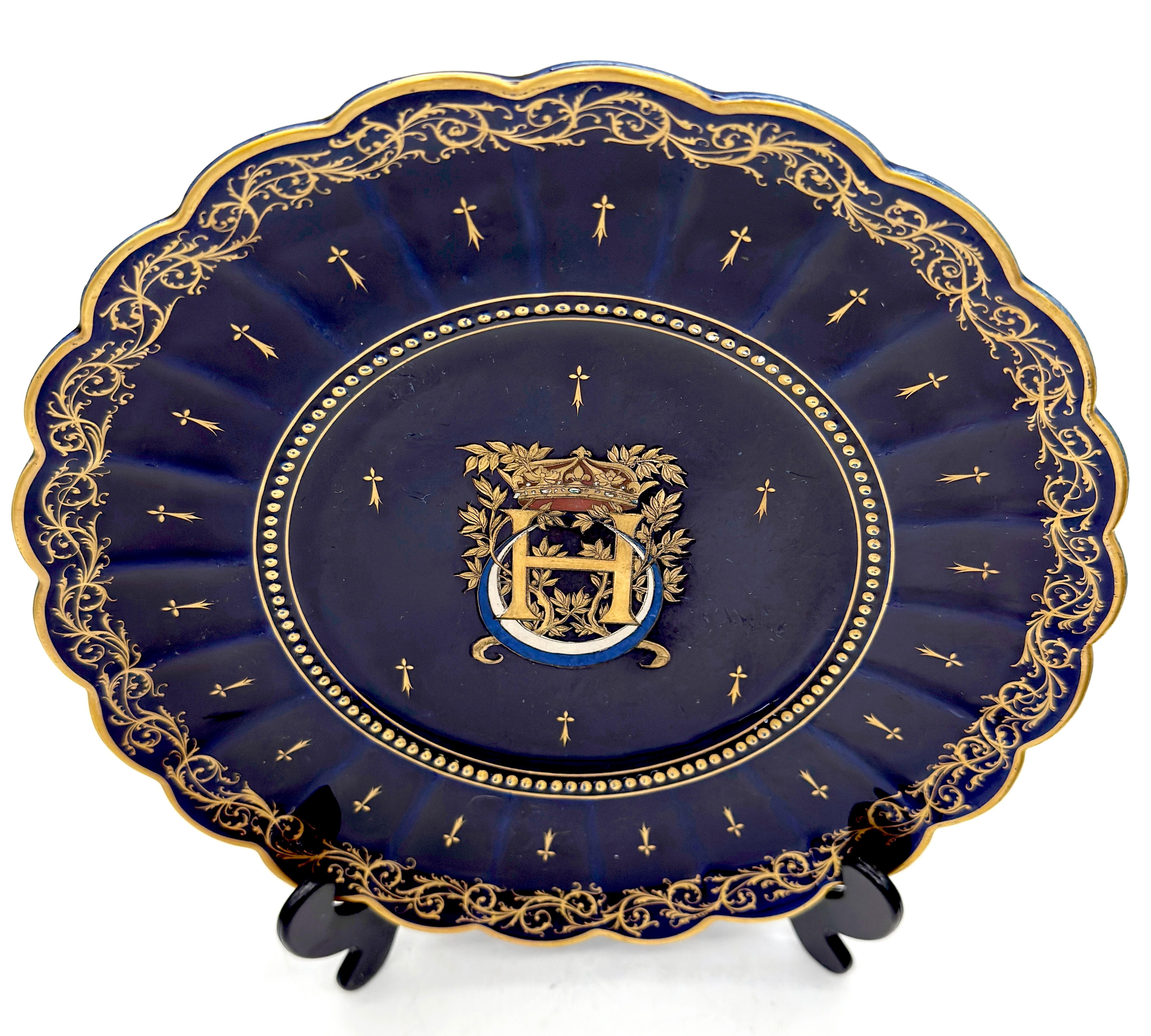 Four 19th C. French Armorial Cobalt & Gilt Plates Attributed to Limoges For Sale 1