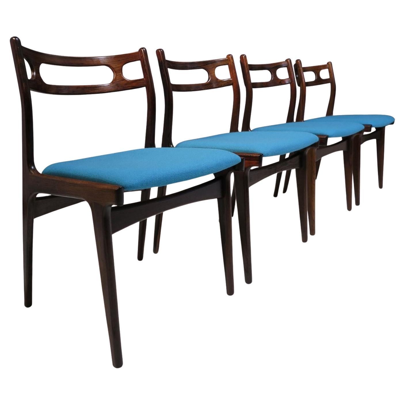 Cuatro (4) Sillas de comedor de palisandro de Johannes Andersen para Uldum Moblefabrik en venta