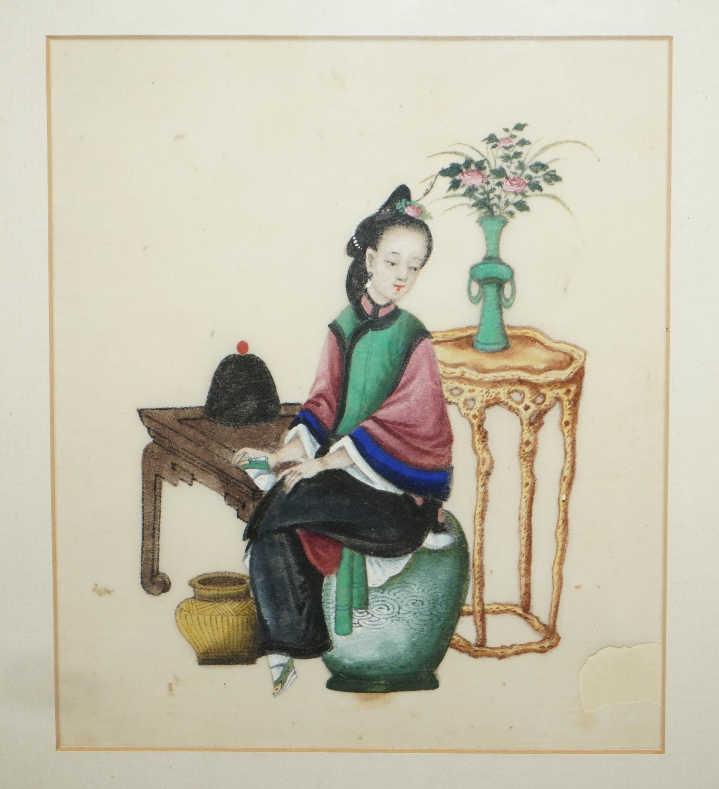 Fin du XIXe siècle Quatre gouaches chinoises anciennes du 19e siècle circa 1880 sur papier de riz Filles de geisha en vente
