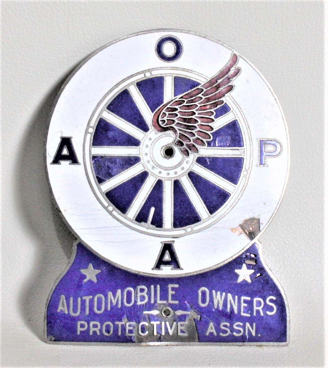 Émaillé Quatre établis de grilles anciennes pour voitures ou automobiles américaines et membres de l'association en vente