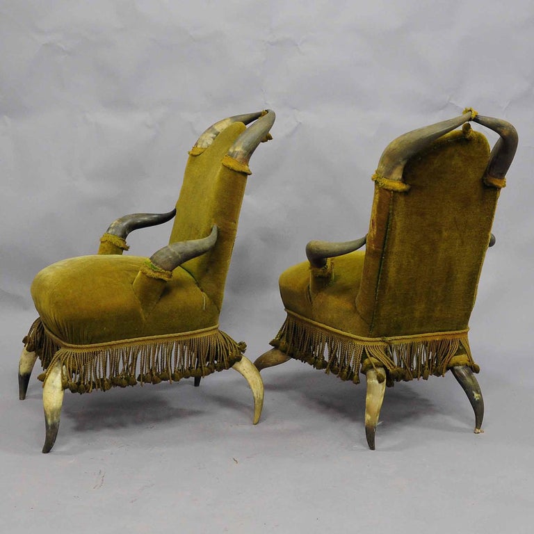 Four Antique Bull Horn Chairs, circa 1870 In Fair Condition For Sale In Berghuelen, DE