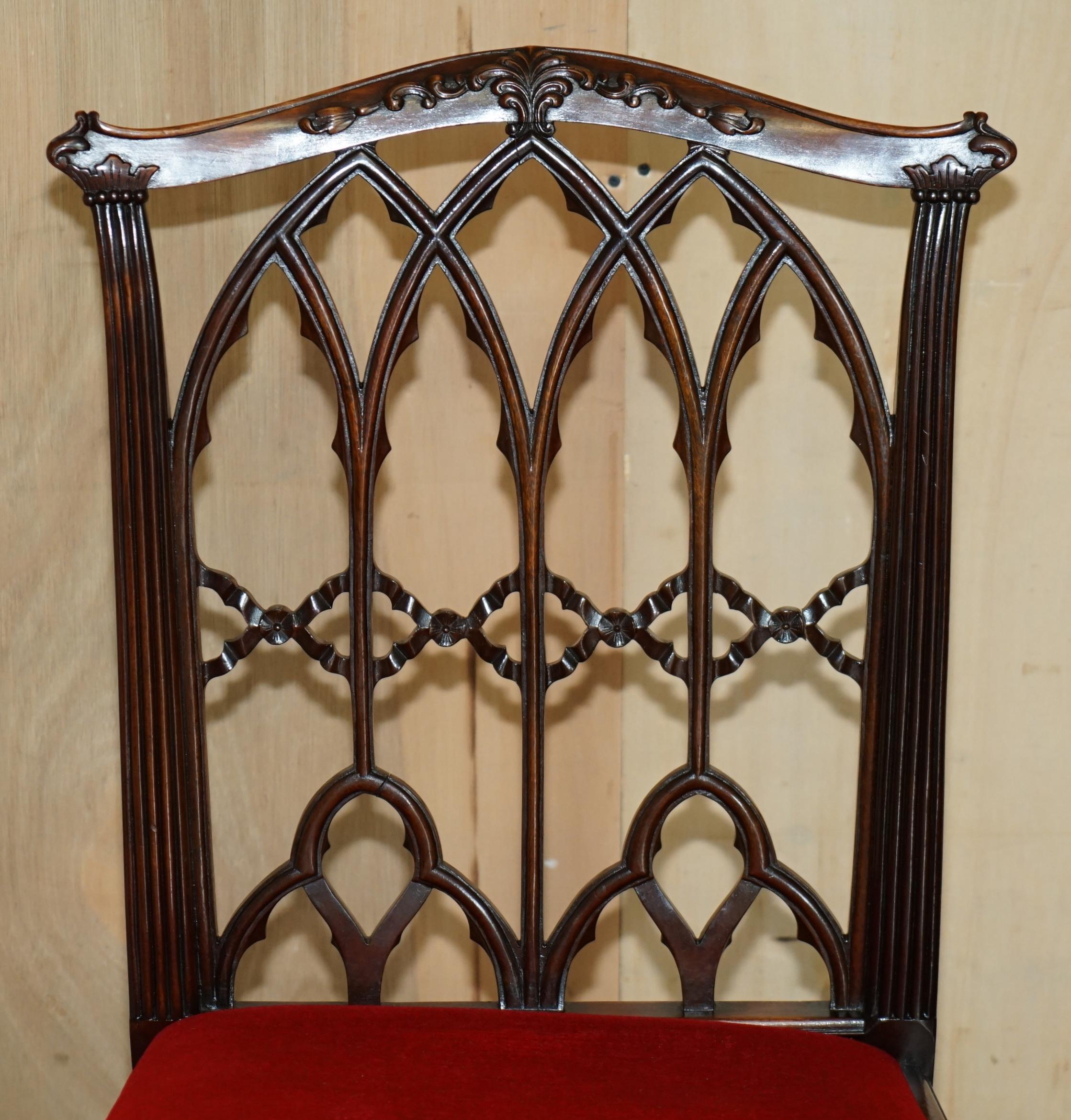 Inglese QUATTRO SEDIE DA CENA ANTICHE CIRCA 1900 INGLESE Thomas Chippendale GOTHIC REVIVAL in vendita