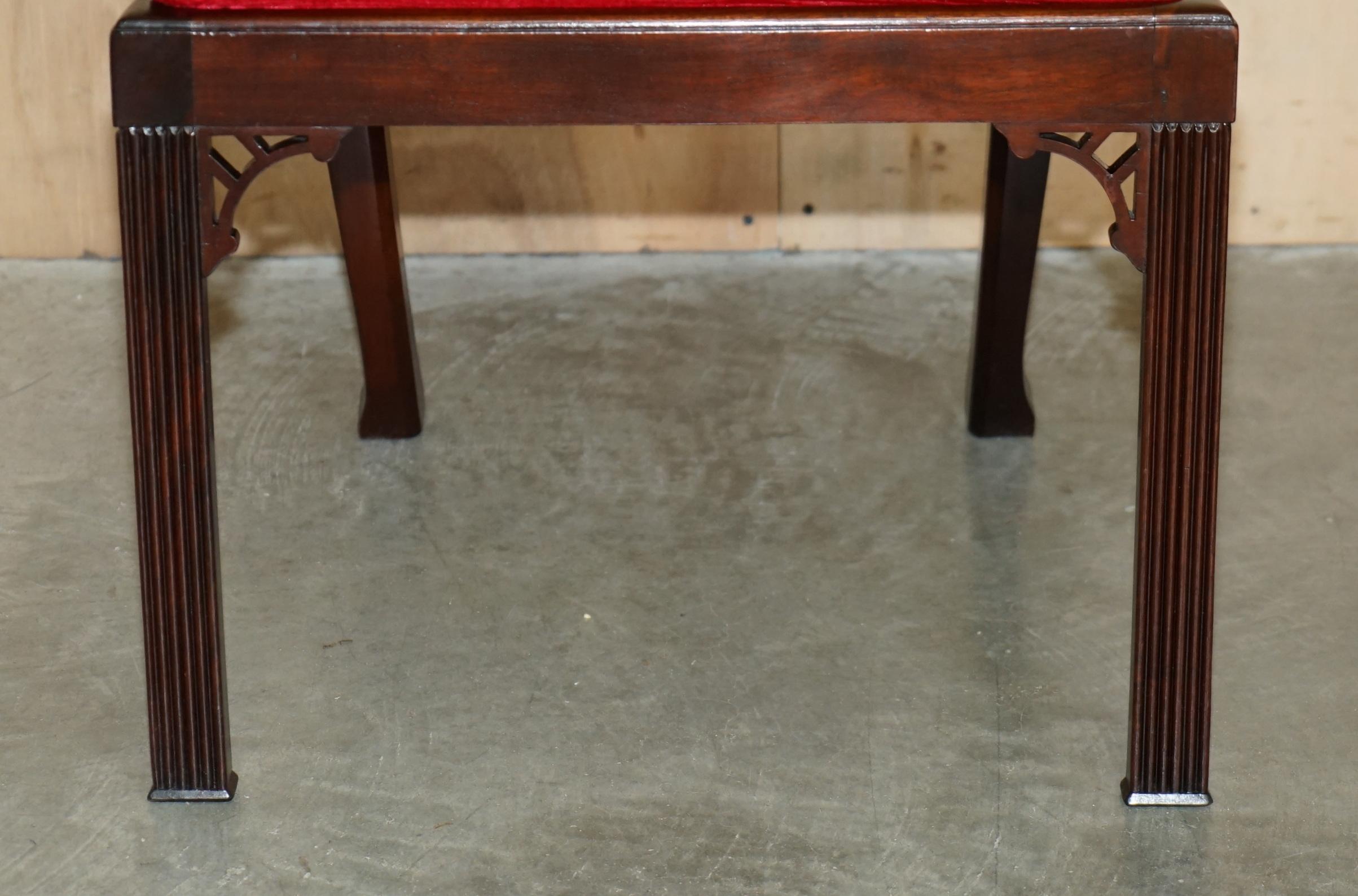 QUATTRO SEDIE DA CENA ANTICHE CIRCA 1900 INGLESE Thomas Chippendale GOTHIC REVIVAL in vendita 1