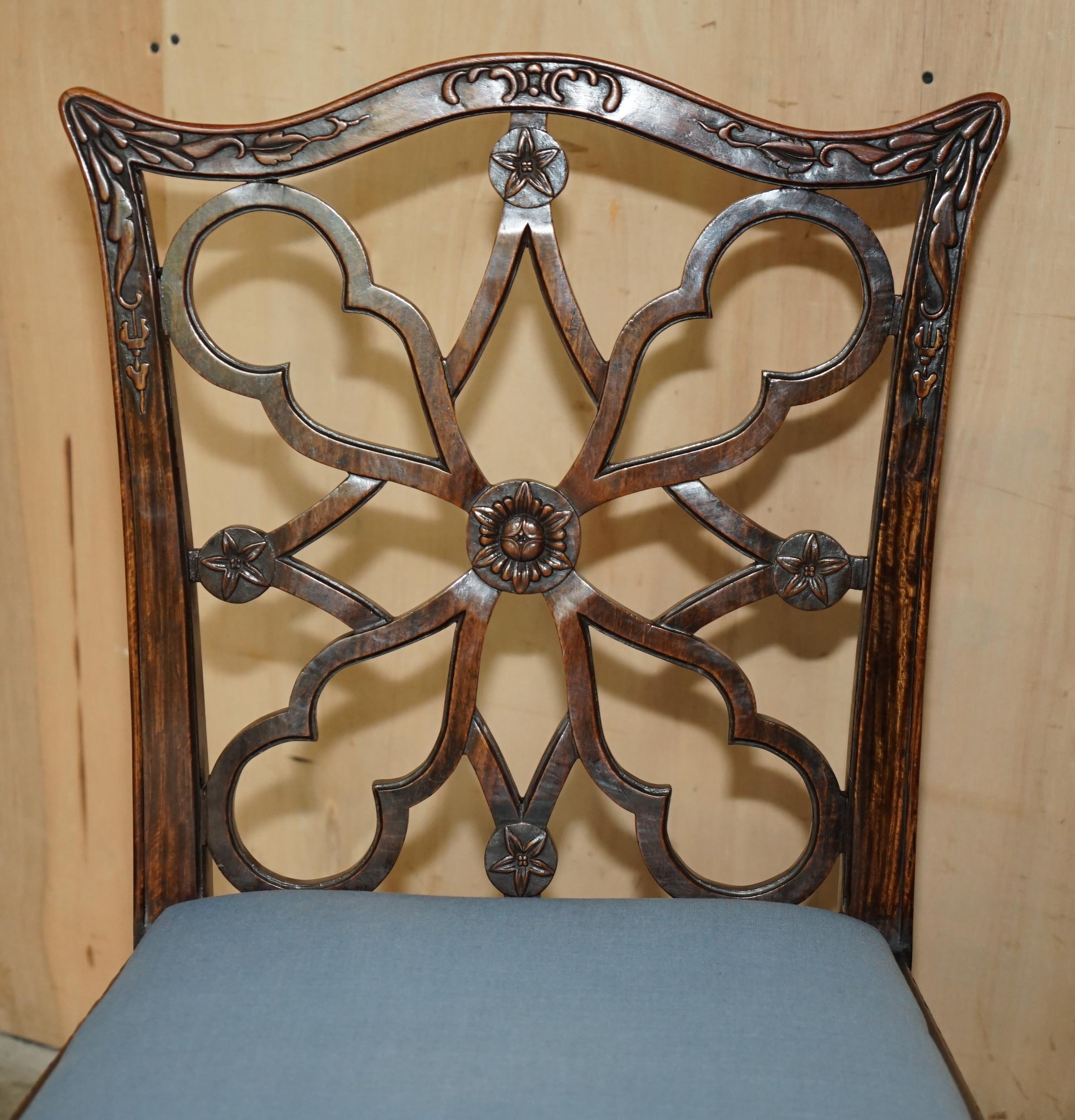 FOUR ANTIQUE COLONIAL THOMAS CHIPPENDALE HARDWOOD FRET WORK CARVED DiNING CHAIRS For Sale 12