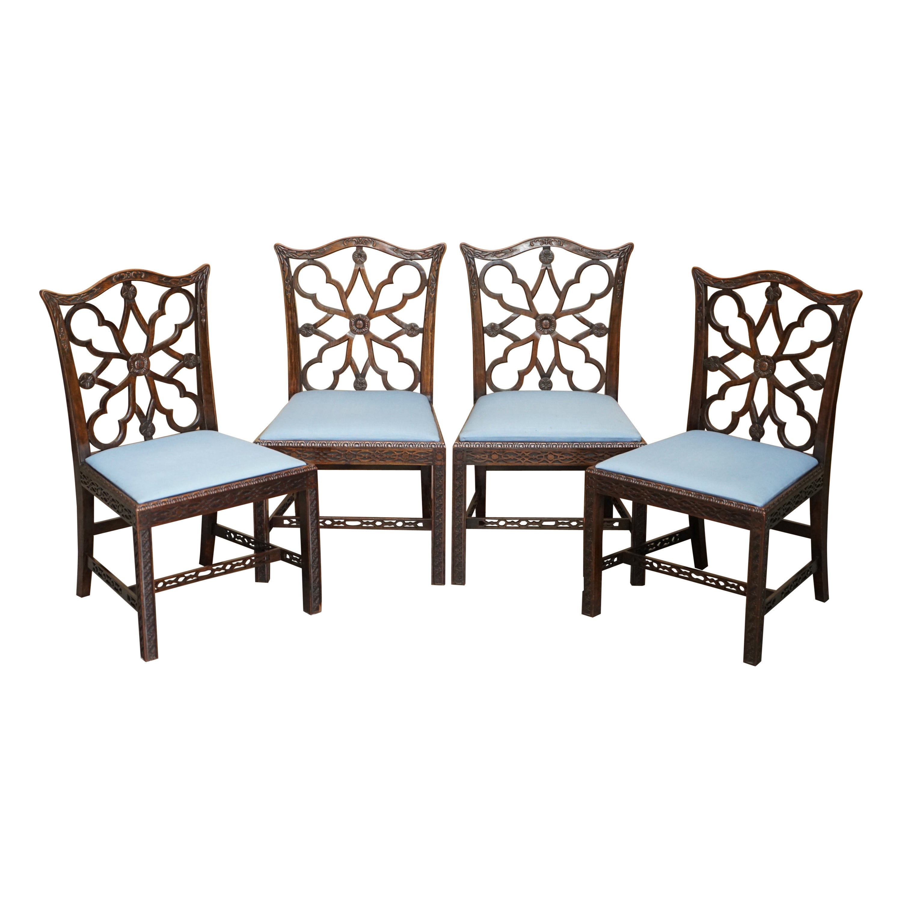 CUATRO SILLAS COLONIALES ANTIGUAS THOMAS CHIPPENDALE DE MADERA DURA TALLADAS EN FRET WORK