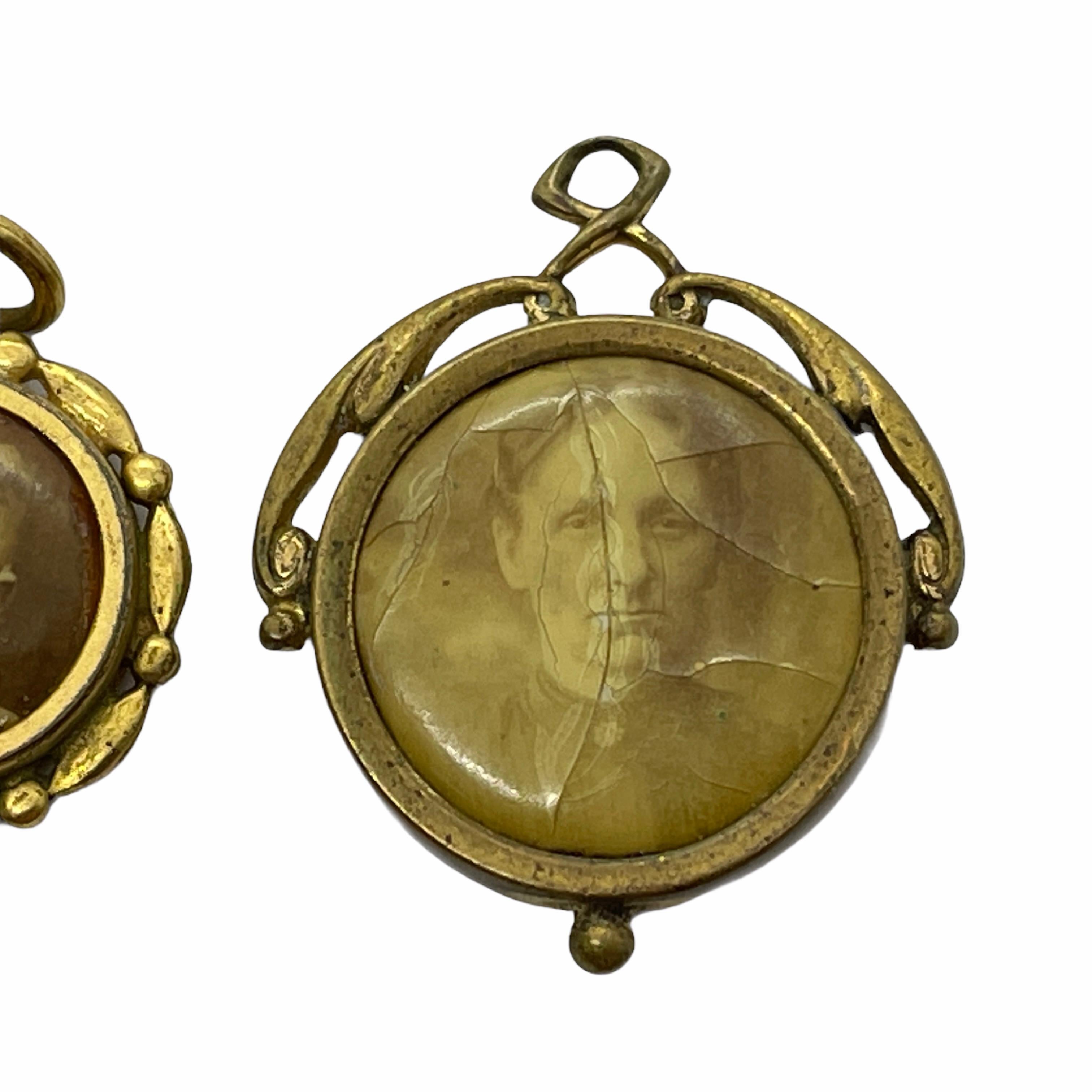 Four Antique German Art Nouveau Jewelry Memory Pendants Ormolu, 1900s For Sale 1