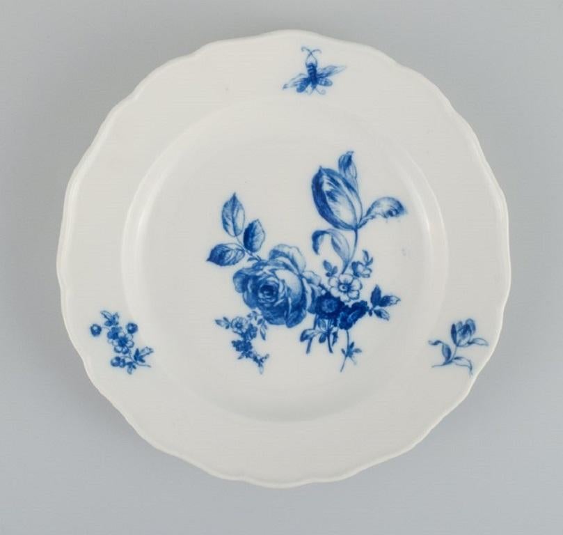 Hand-Painted Four Antique Meissen Dinner Plates in Porcelain, Late 19th C For Sale
