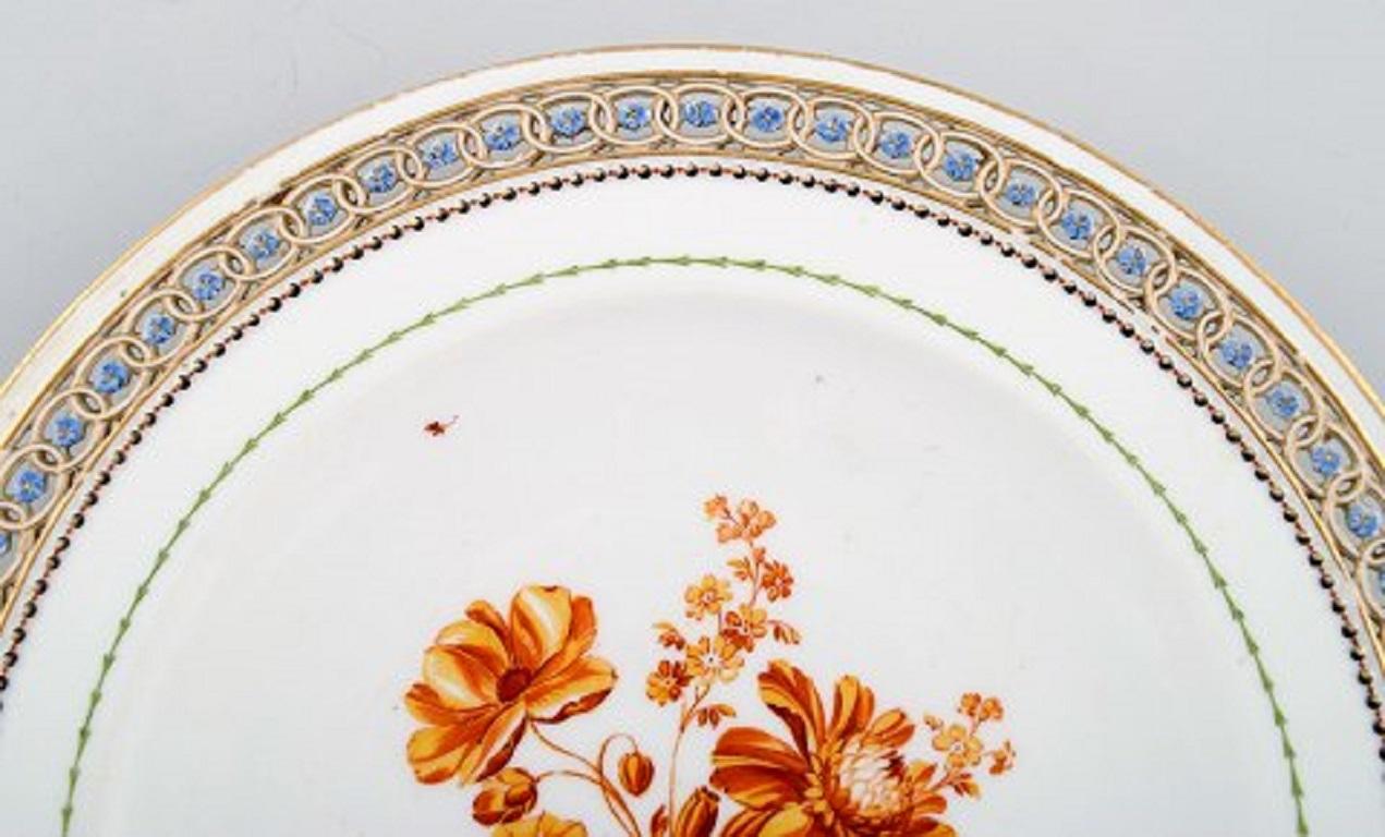 German Four Antique Meissen Plates in Pierced Porcelain with Hand Painted Floral Motifs