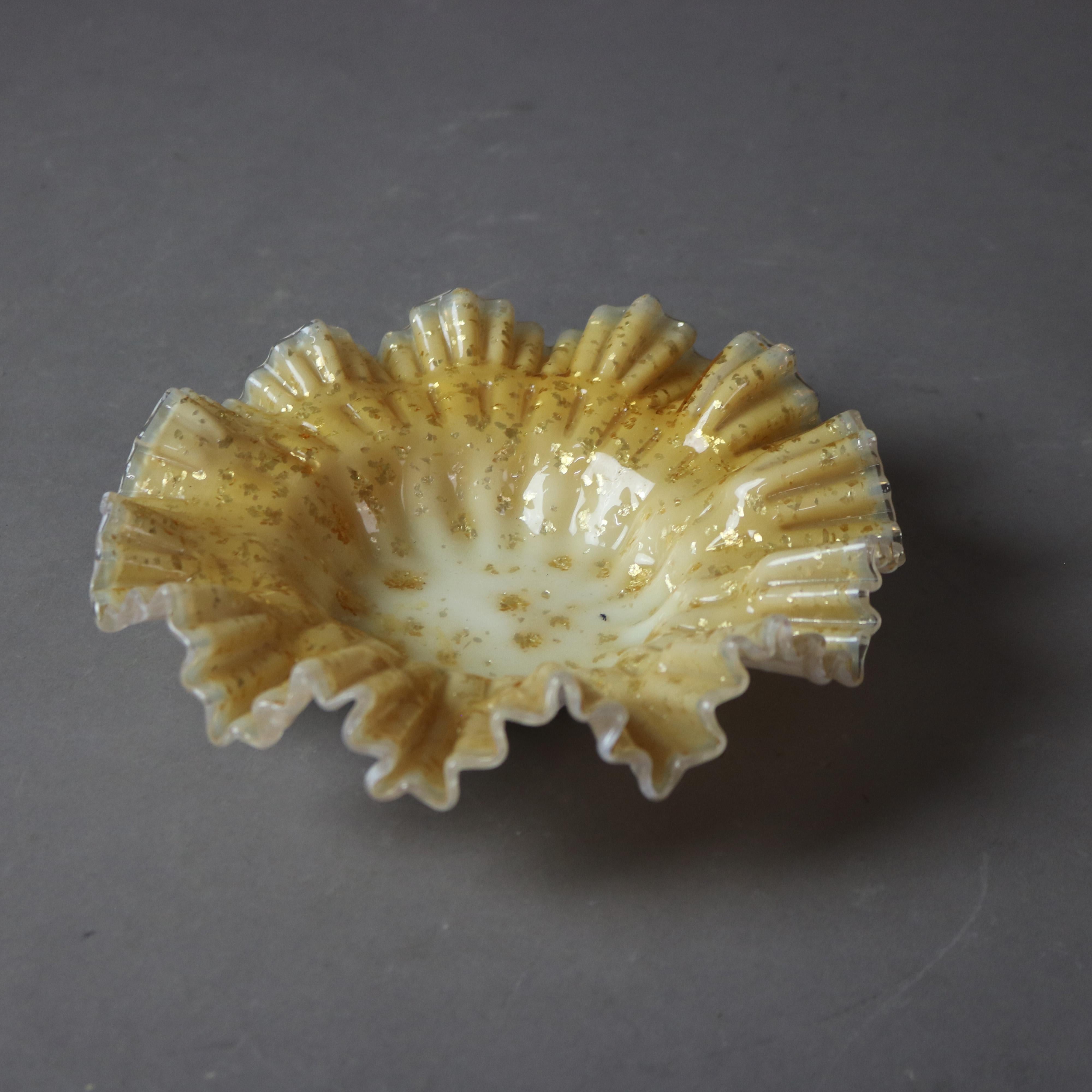 20ième siècle Quatre pièces anciennes en verre d'art de l'école du Mont Washington, datant de 1900 en vente