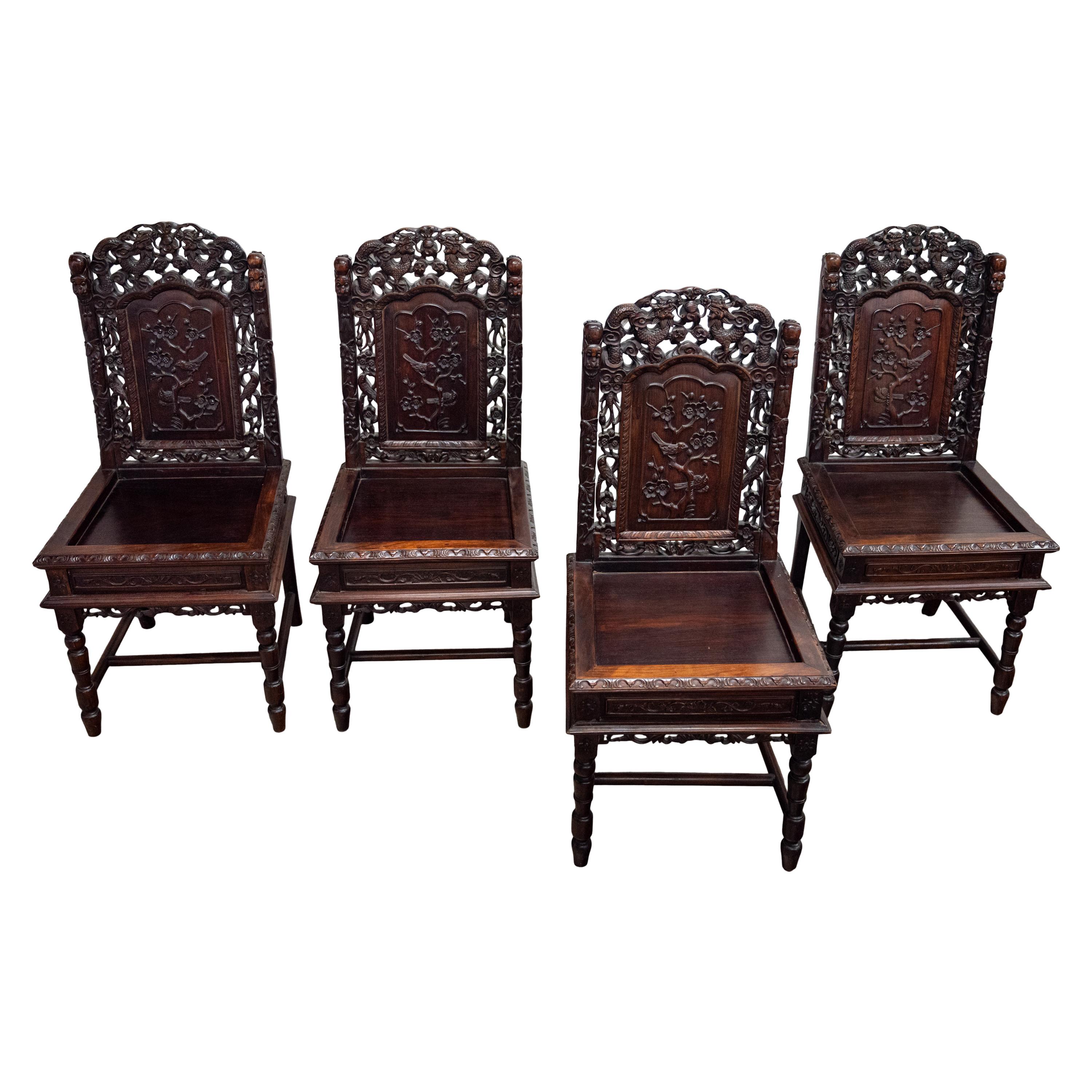 Vier antike Qing Dynasty Chinese Carved Rosewood Side Dining Dragon Chairs 1880 im Angebot 3