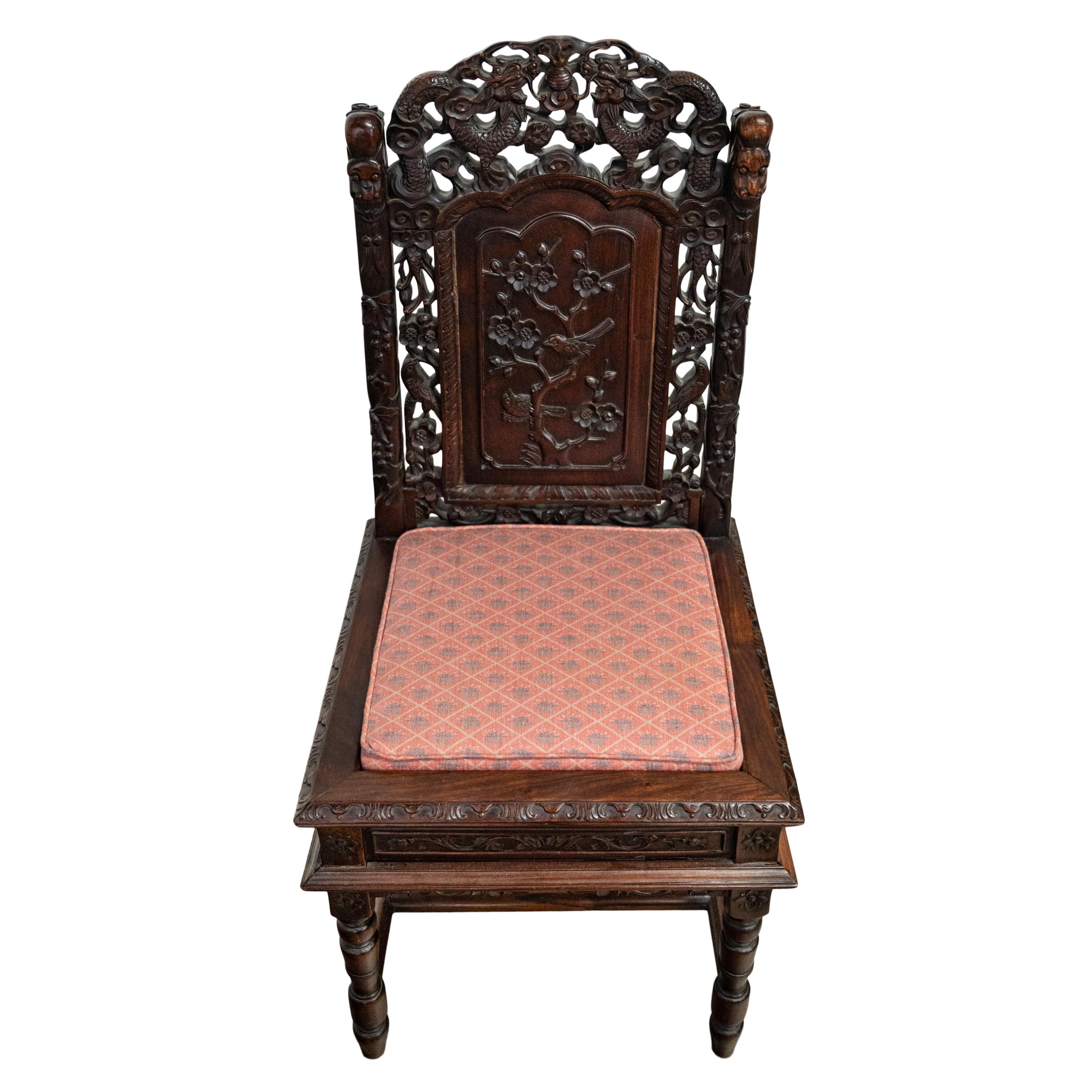 Four Antique Qing Dynasty Chinese Carved Rosewood Side Dining Dragon Chairs 1880 For Sale 10